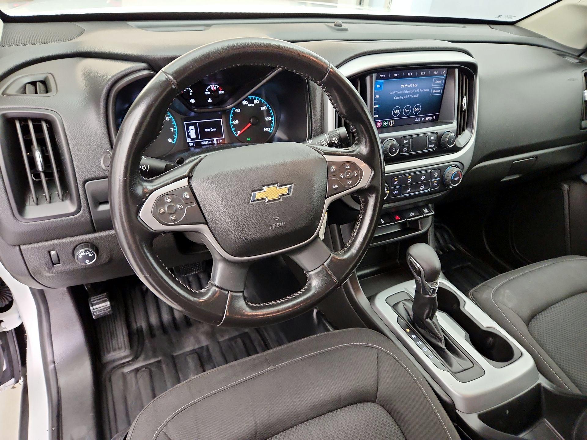 Thumbnail: 2022 Chevrolet Colorado - 9