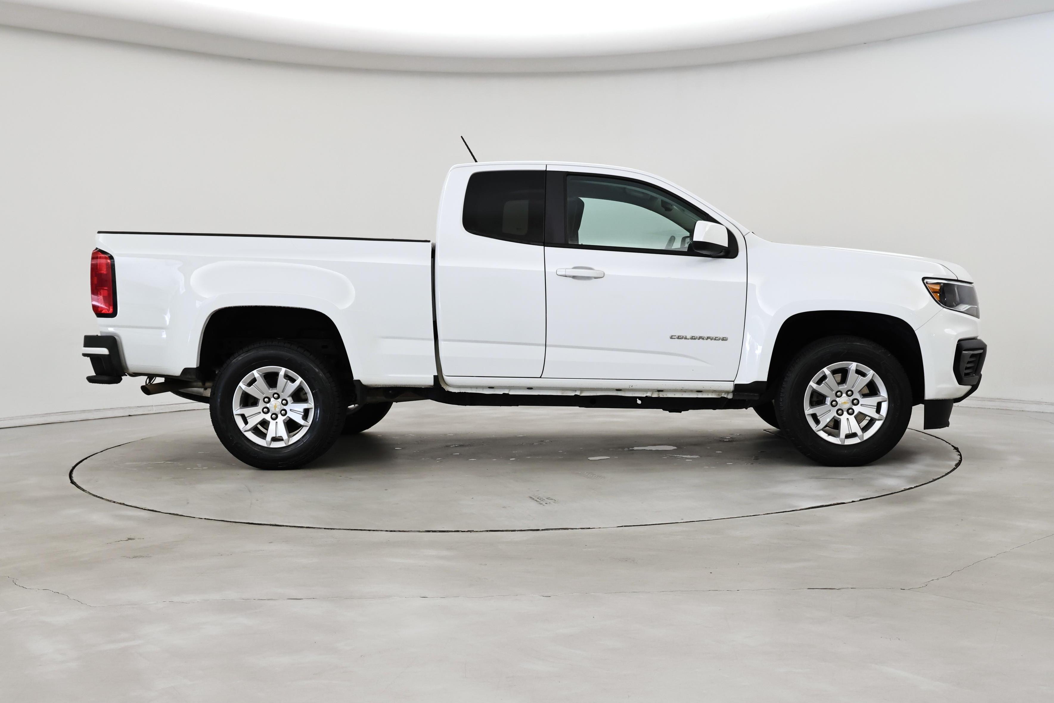 Thumbnail: 2022 Chevrolet Colorado - 7