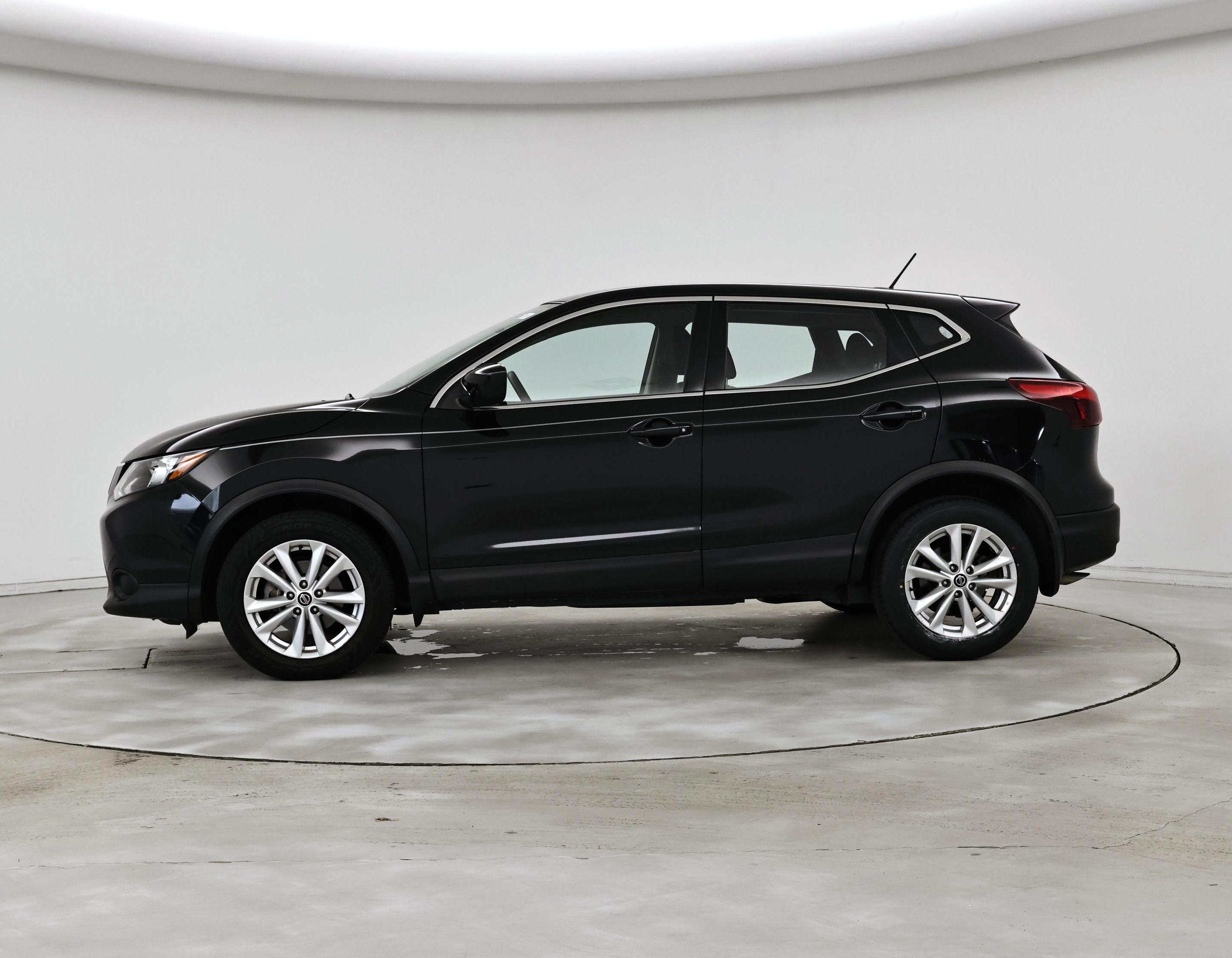 Thumbnail: 2019 Nissan Rogue Sport - 3