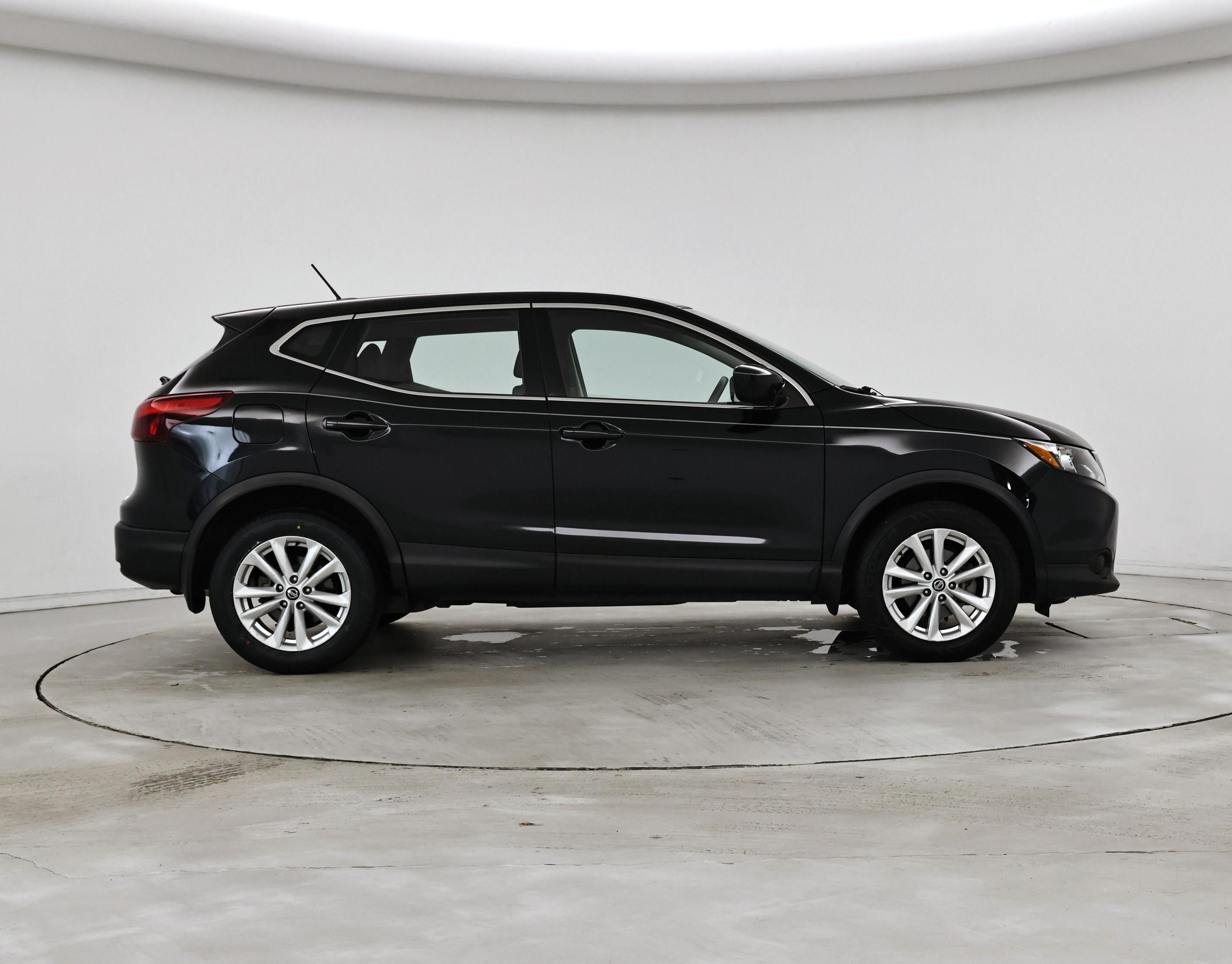 Thumbnail: 2019 Nissan Rogue Sport - 7