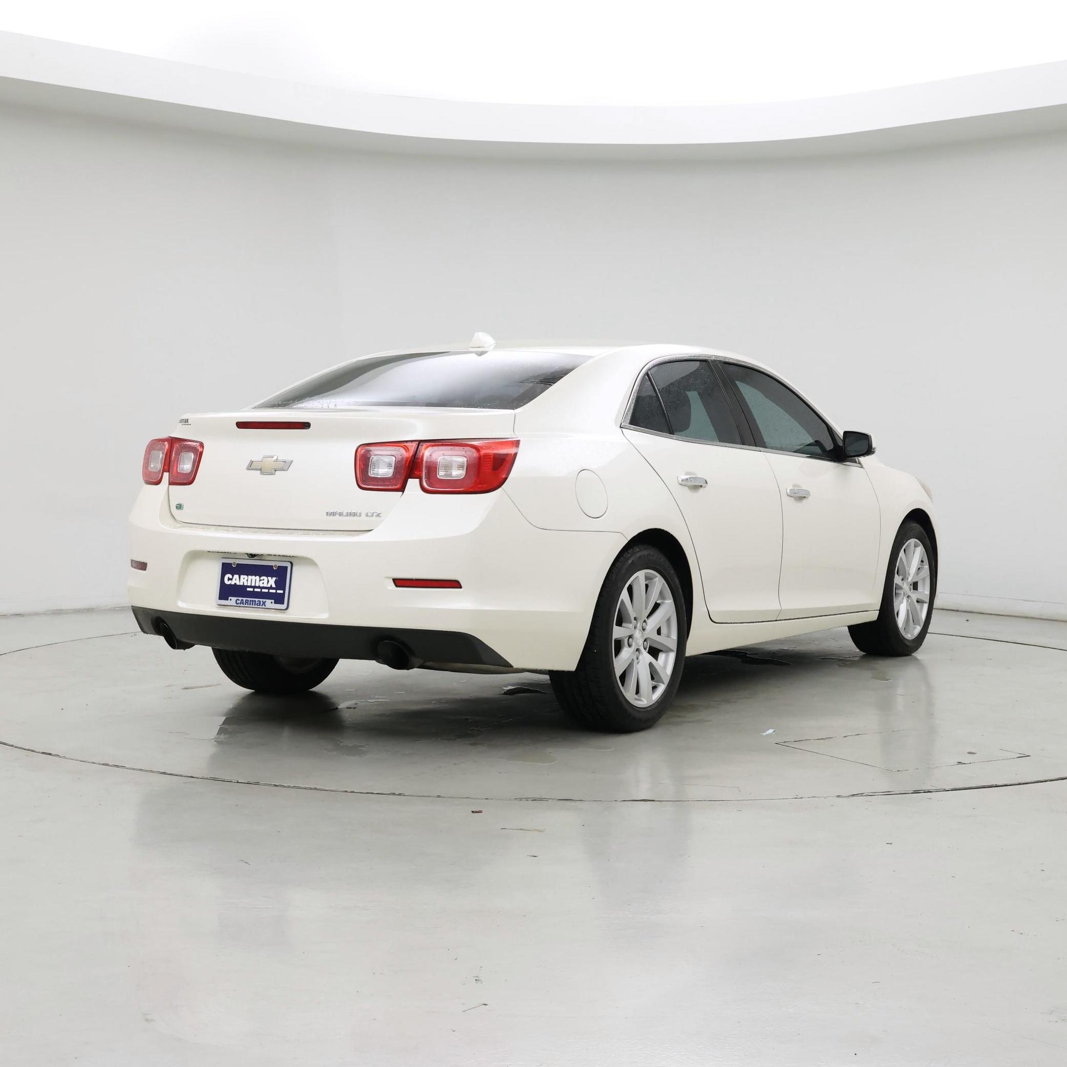 Thumbnail: 2014 Chevrolet Malibu - 8