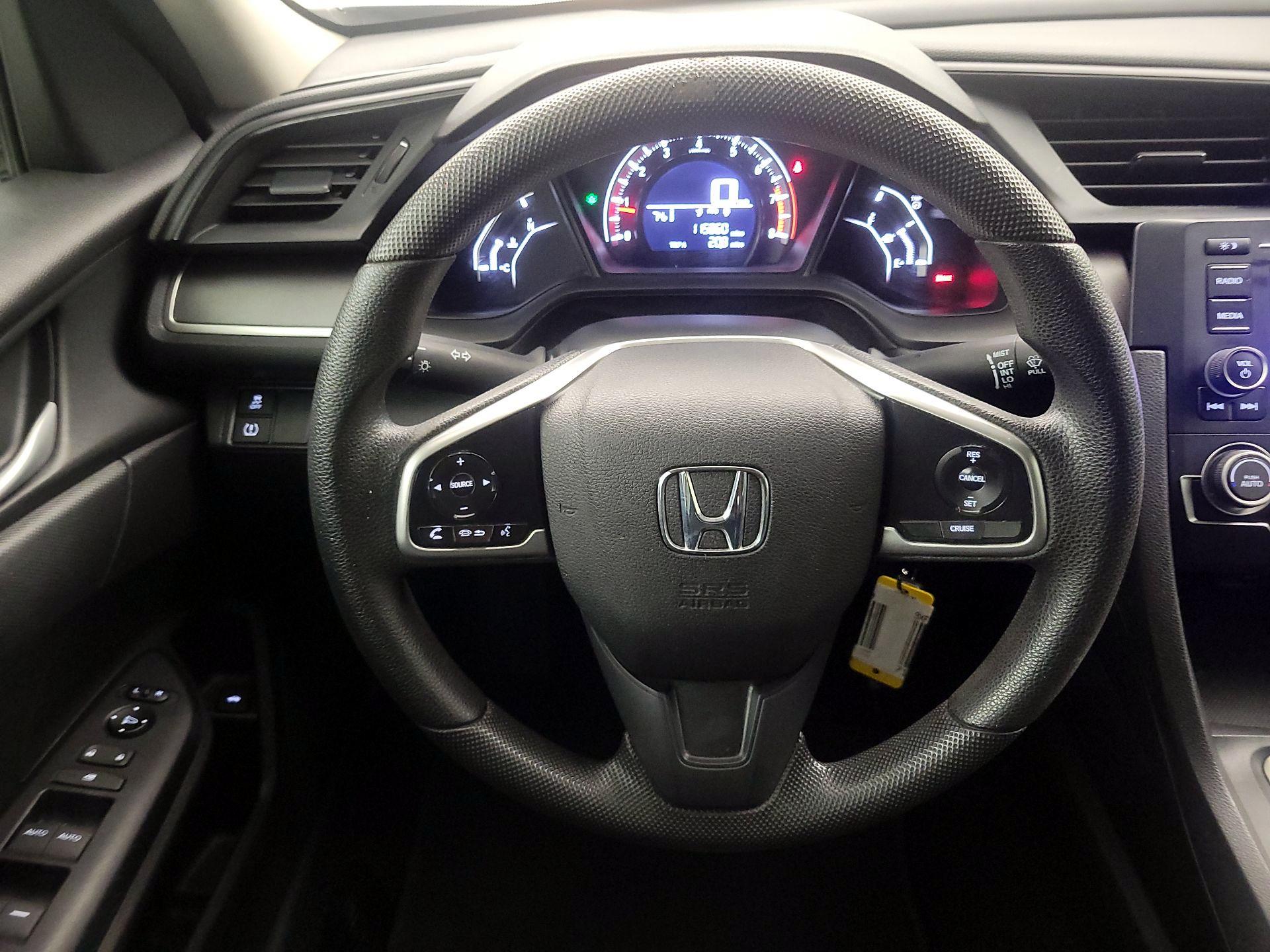 Thumbnail: 2016 Honda Civic - 10