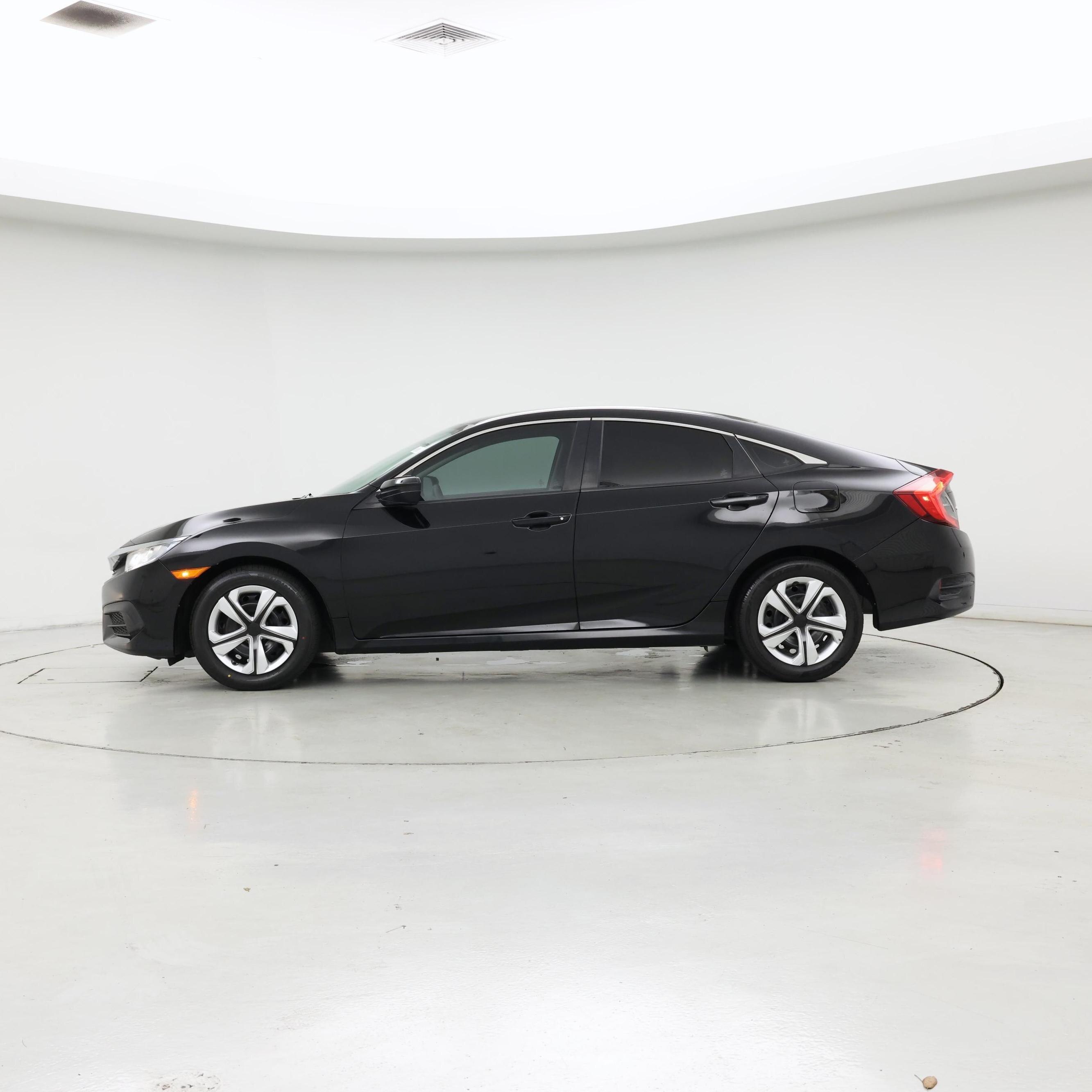 Thumbnail: 2016 Honda Civic - 3