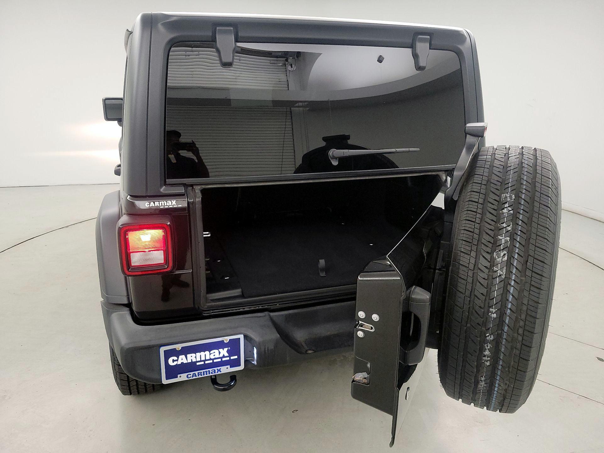 Thumbnail: 2018 Jeep Wrangler - 20