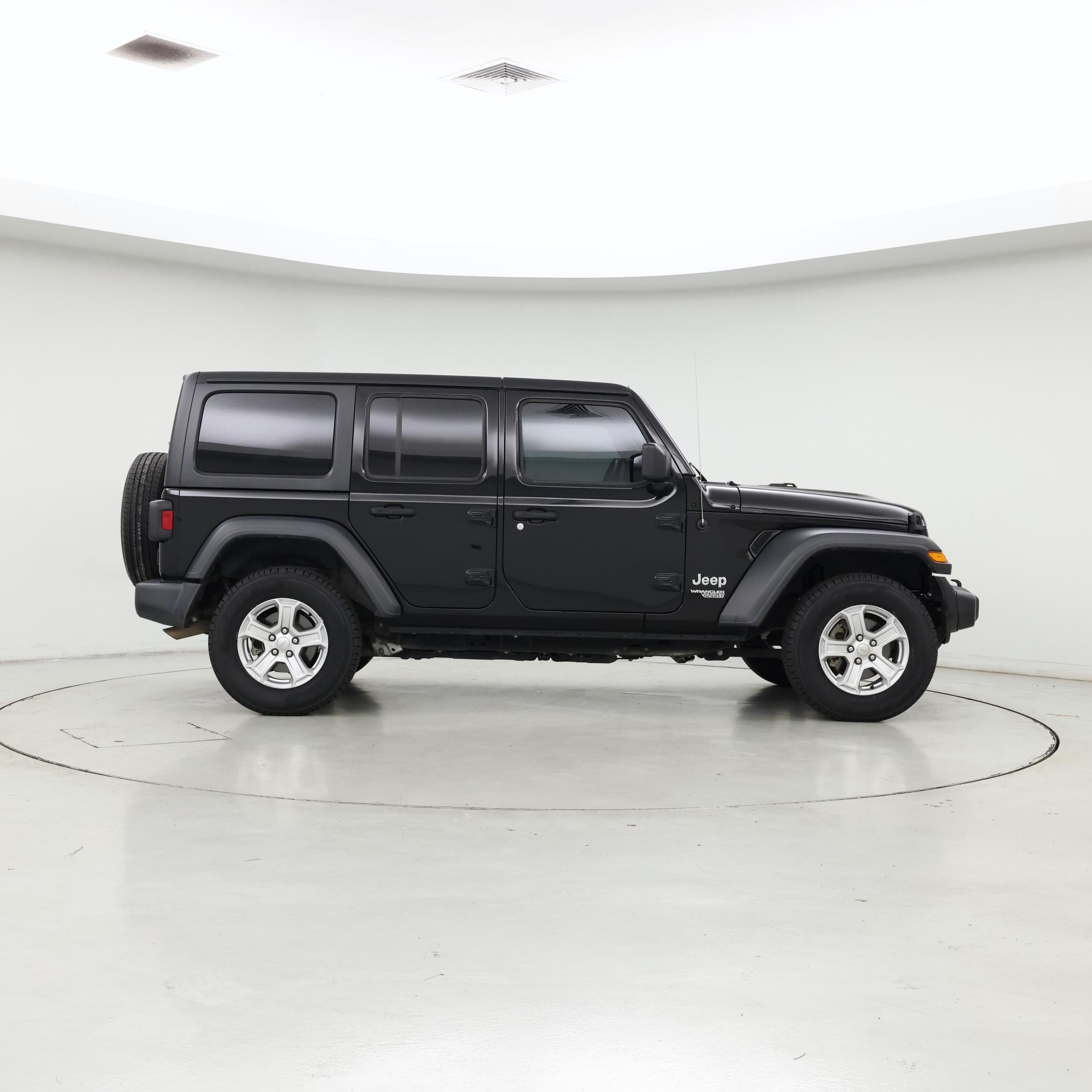 Thumbnail: 2018 Jeep Wrangler - 7