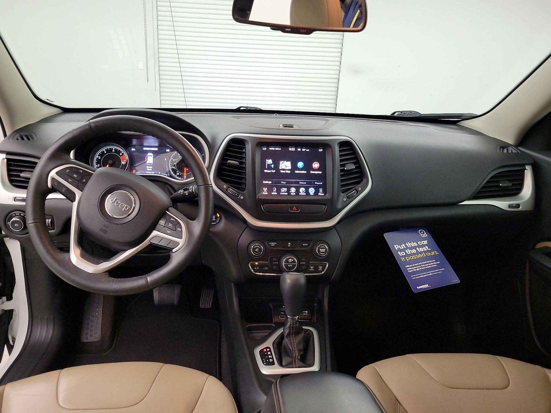 Thumbnail: 2016 Jeep Cherokee - 9