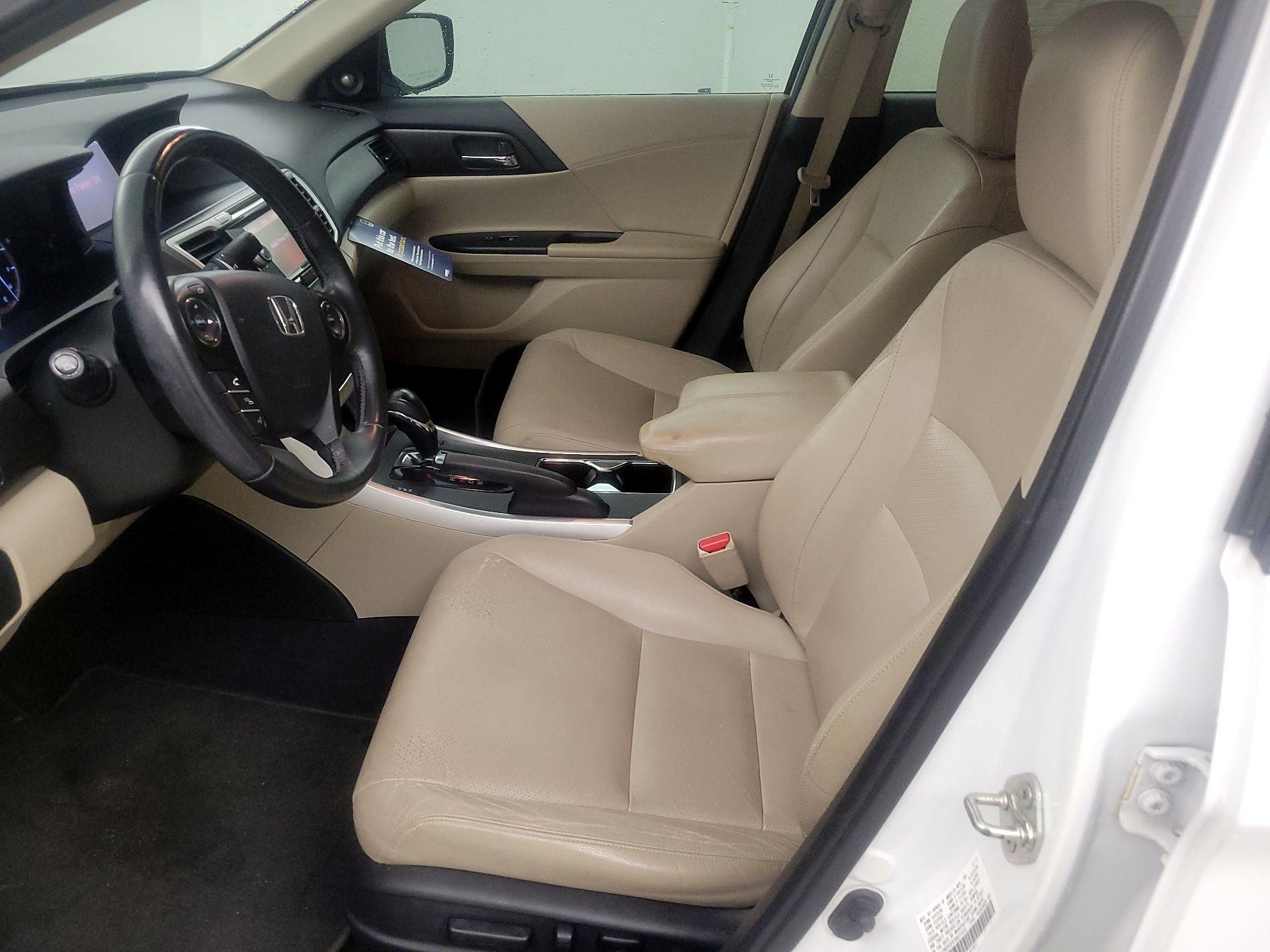 Thumbnail: 2013 Honda Accord - 11