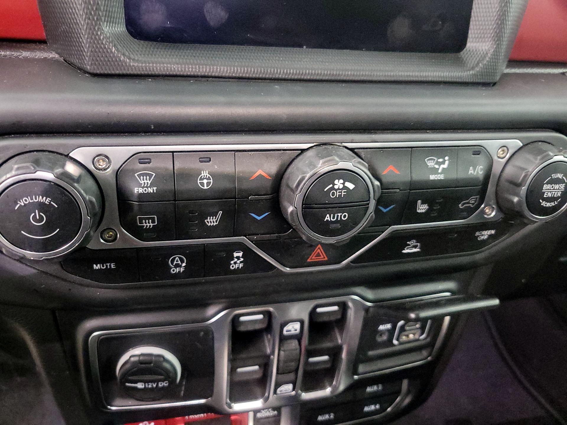 Thumbnail: 2023 Jeep Wrangler - 17