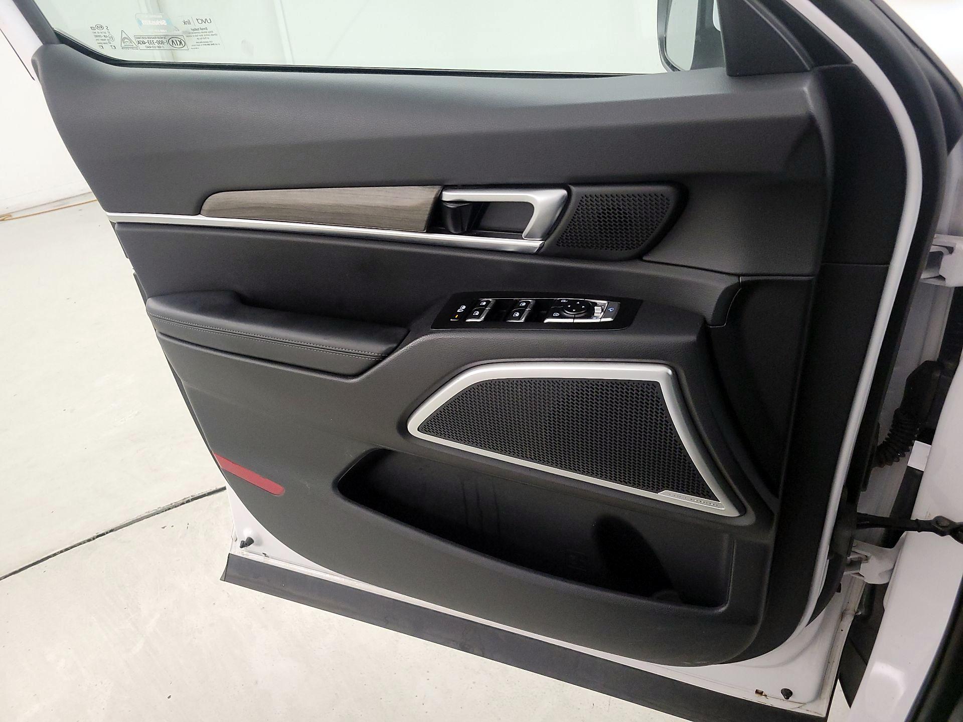 Thumbnail: 2021 Kia Telluride - 12