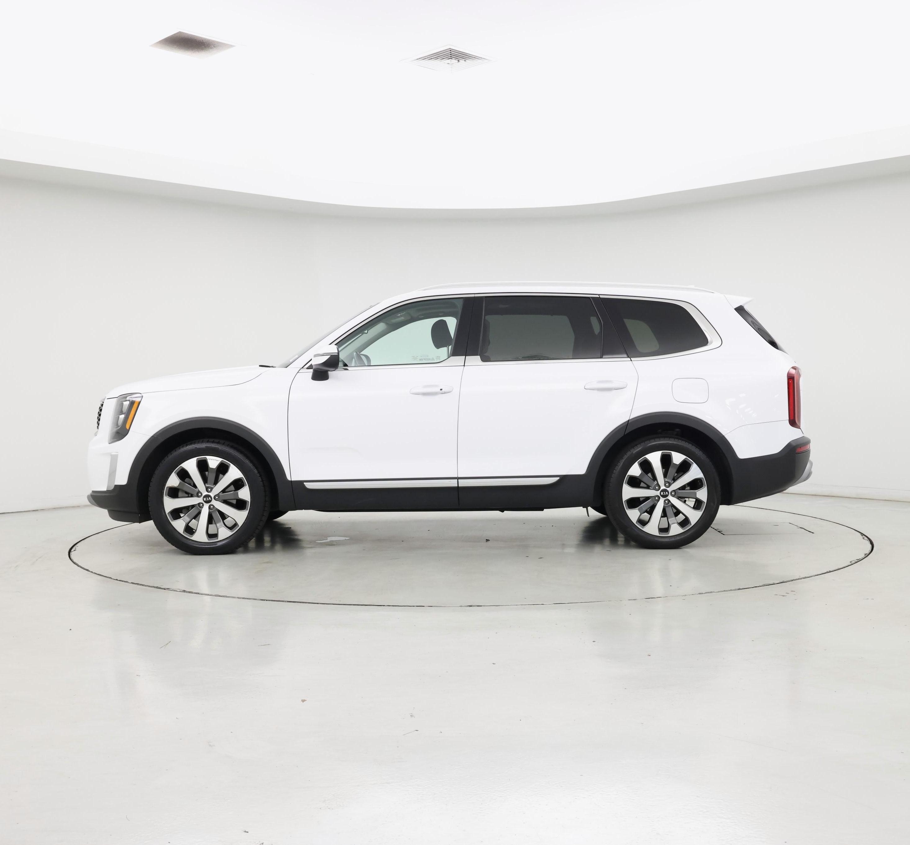 Thumbnail: 2021 Kia Telluride - 3