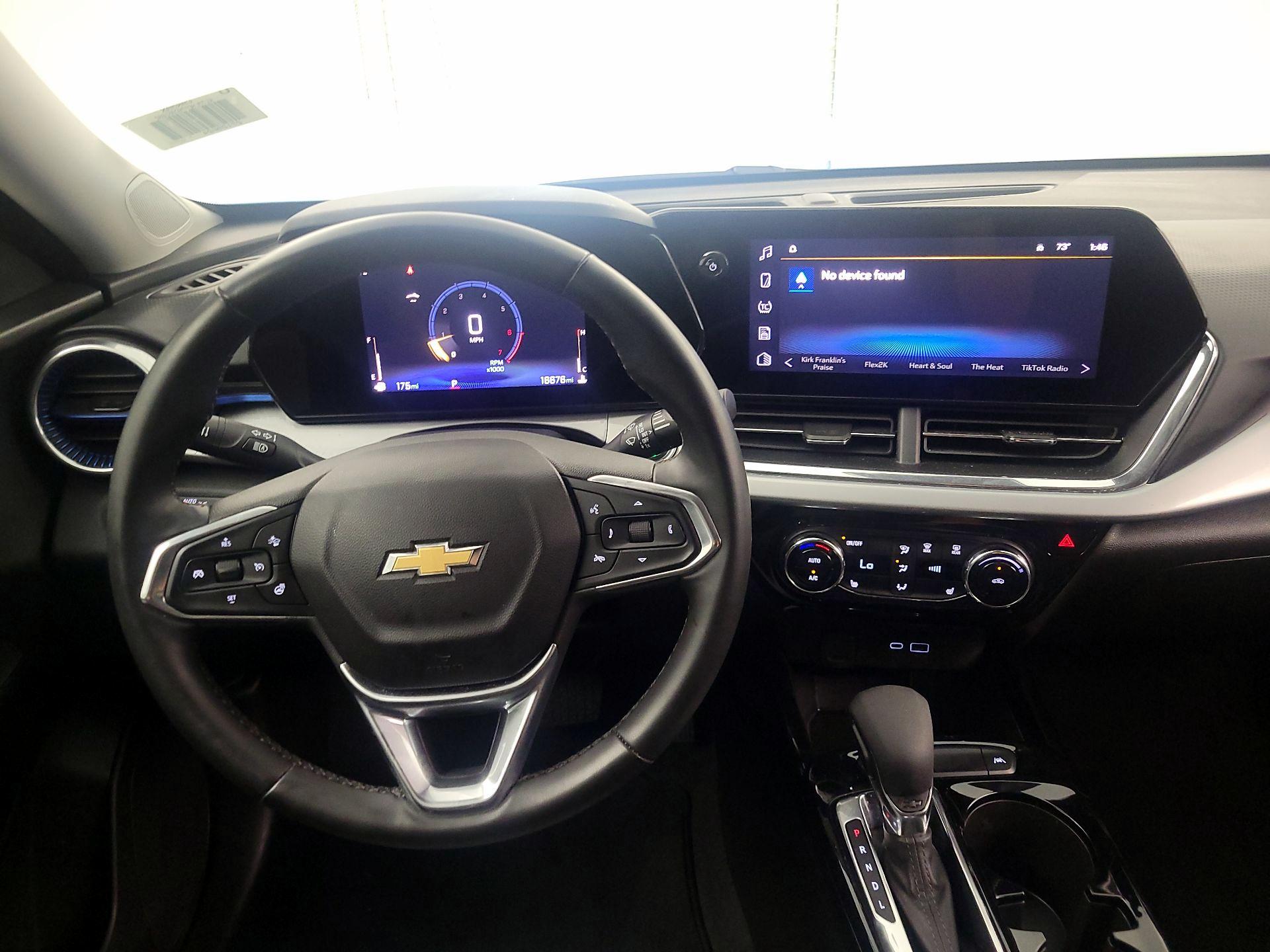 Thumbnail: 2025 Chevrolet Trax - 9