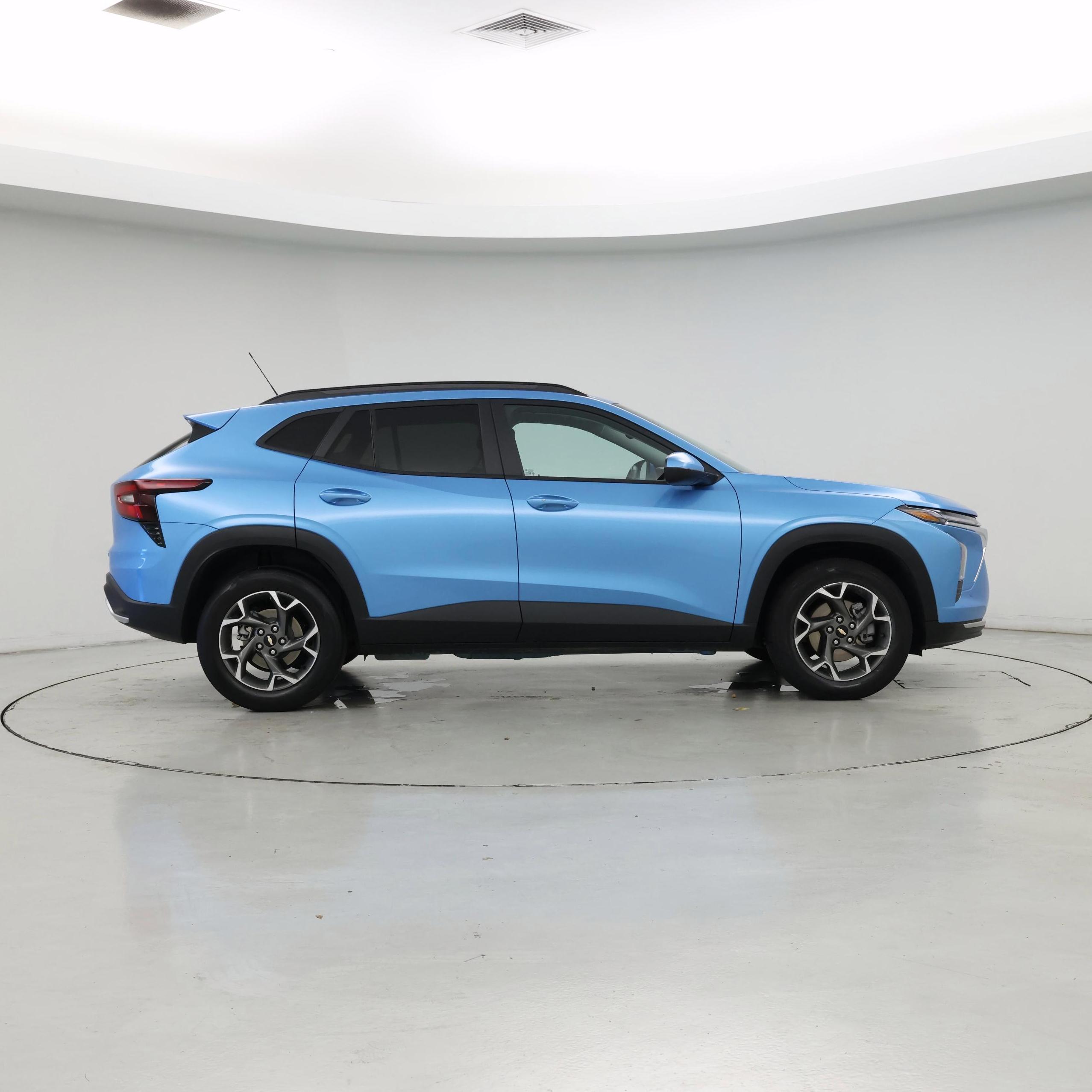 Thumbnail: 2025 Chevrolet Trax - 7