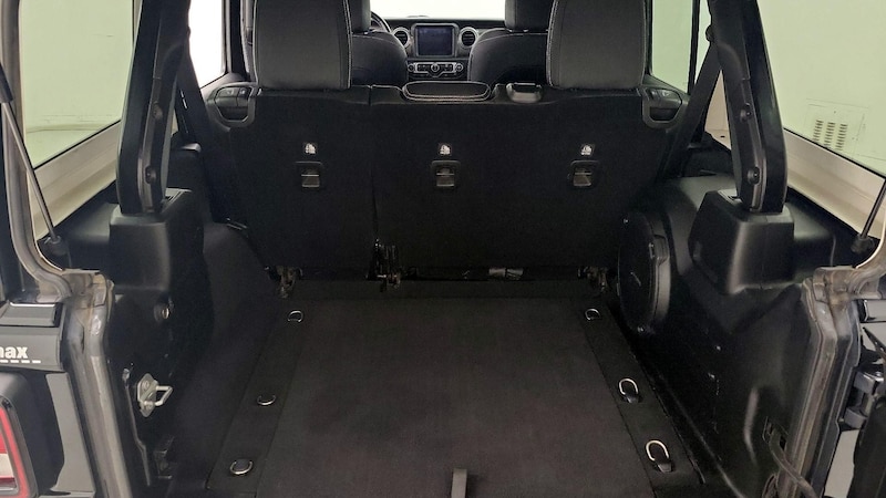 2021 Jeep Wrangler Unlimited Sahara 21