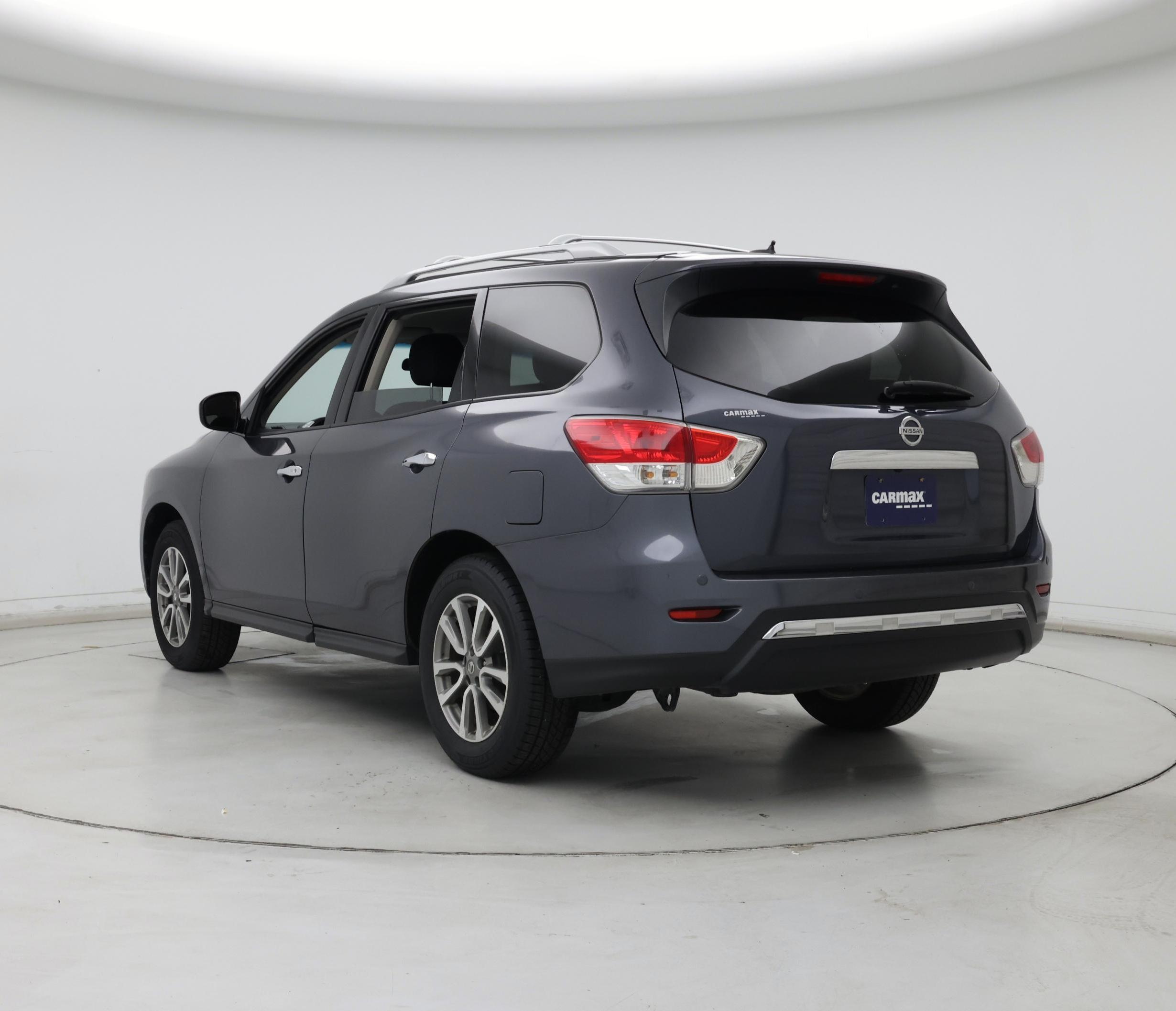 Thumbnail: 2013 Nissan Pathfinder - 2