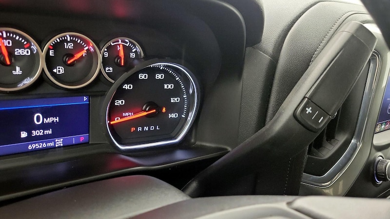2020 Chevrolet Silverado 1500  17