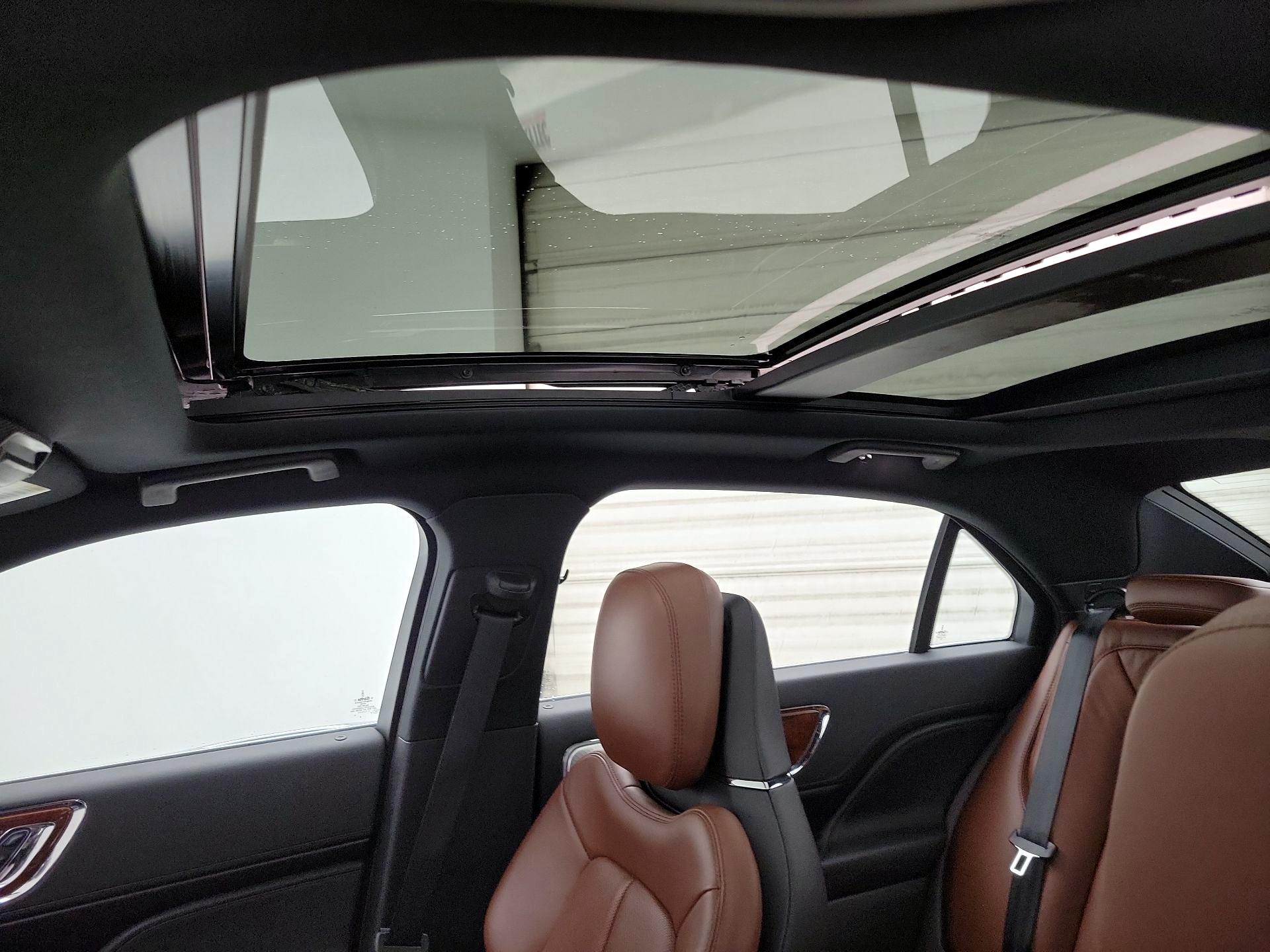 Thumbnail: 2020 Lincoln Continental - 19