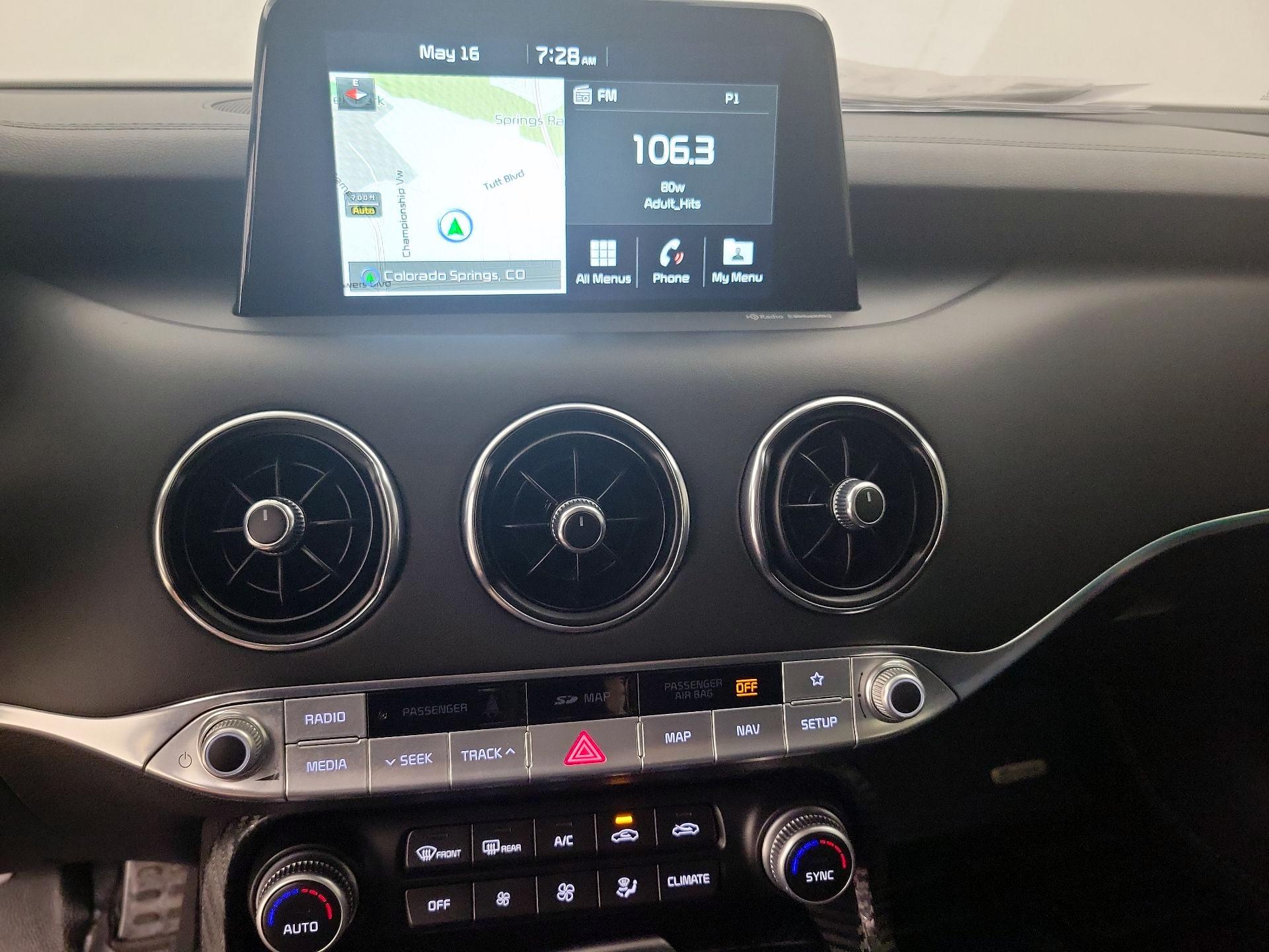 Thumbnail: 2018 Kia Stinger - 16
