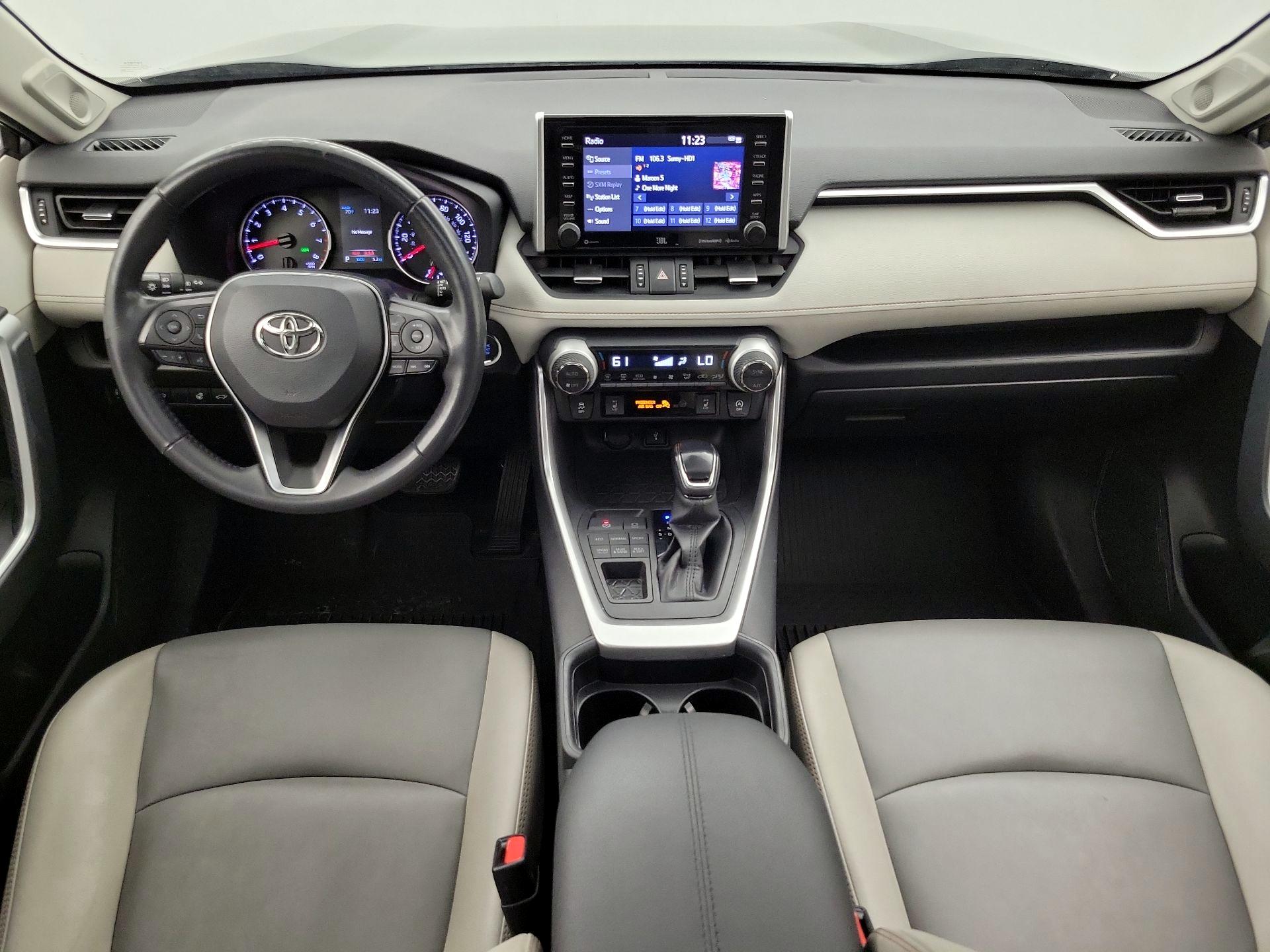 Thumbnail: 2020 Toyota RAV4 - 9