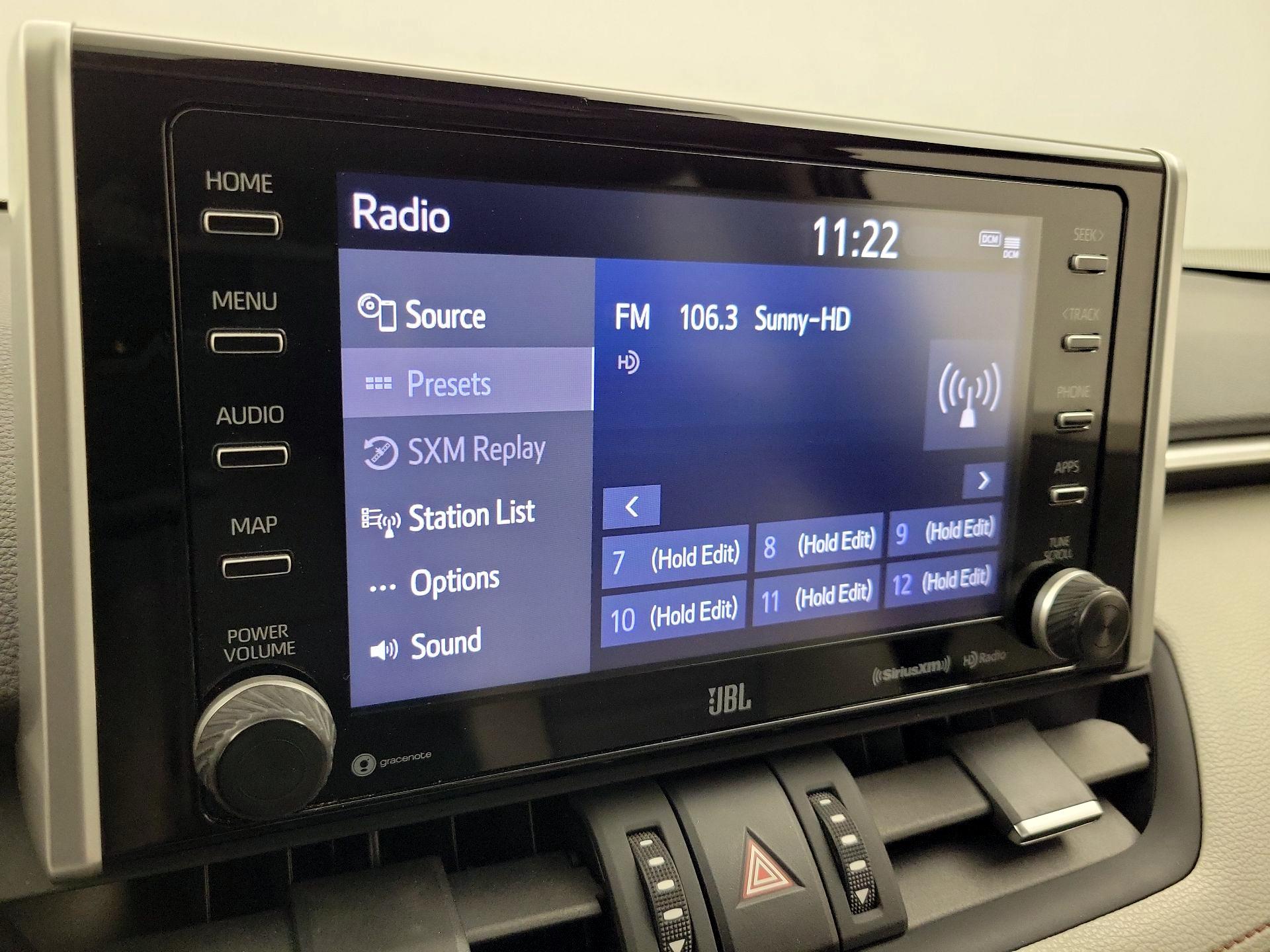 Thumbnail: 2020 Toyota RAV4 - 15