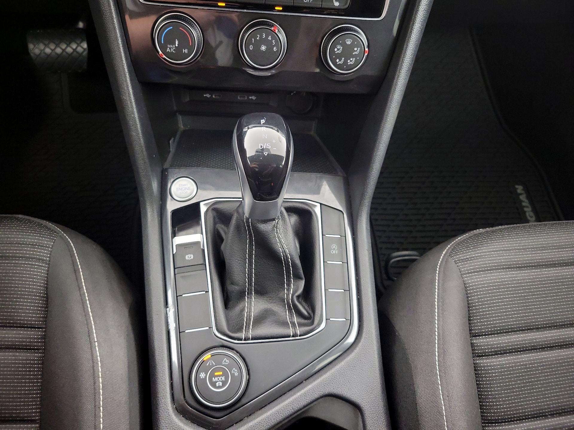 Thumbnail: 2023 Volkswagen Tiguan - 15