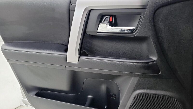 2023 Toyota 4Runner SR5 12