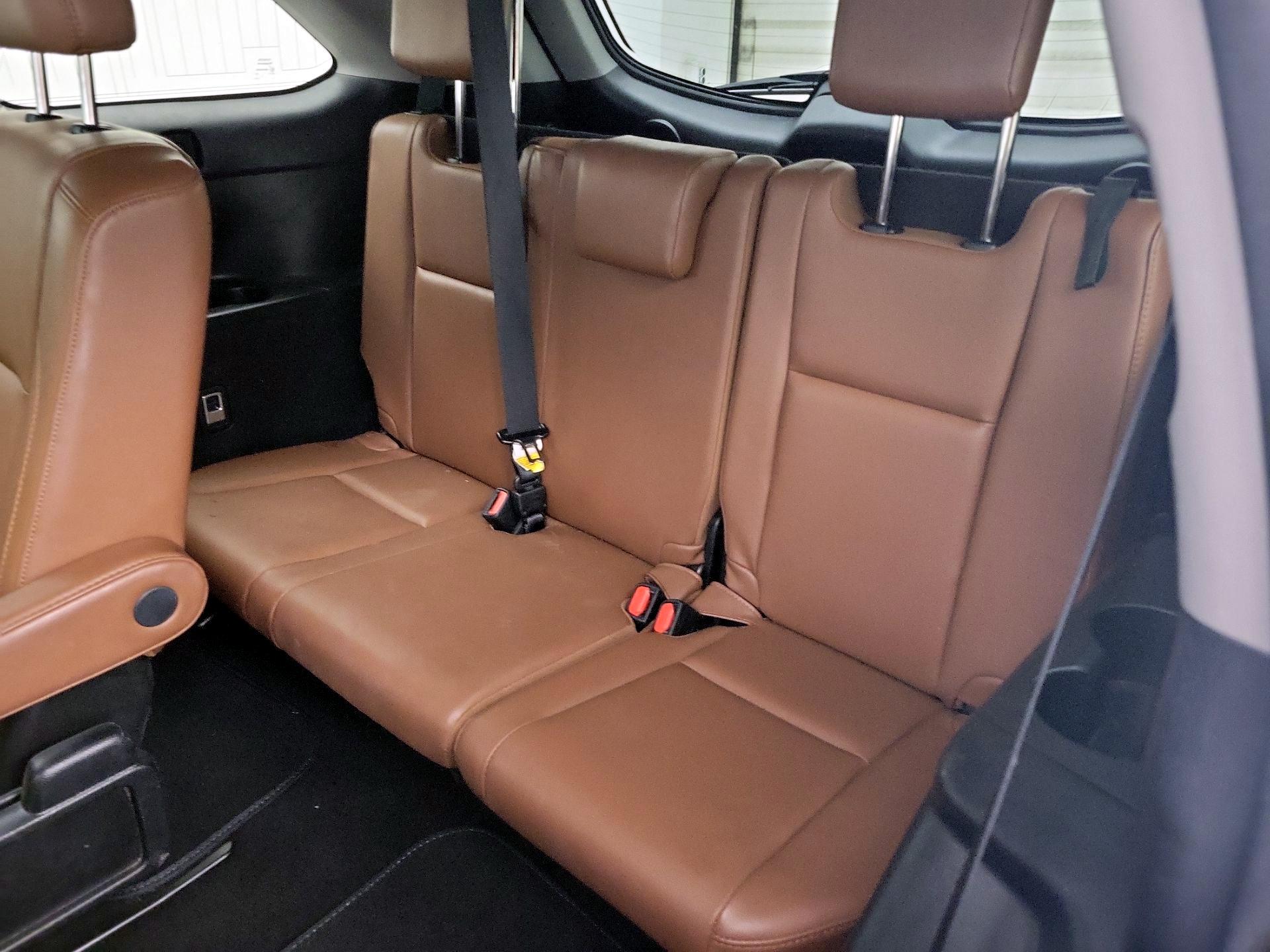 Thumbnail: 2019 Toyota Highlander - 20