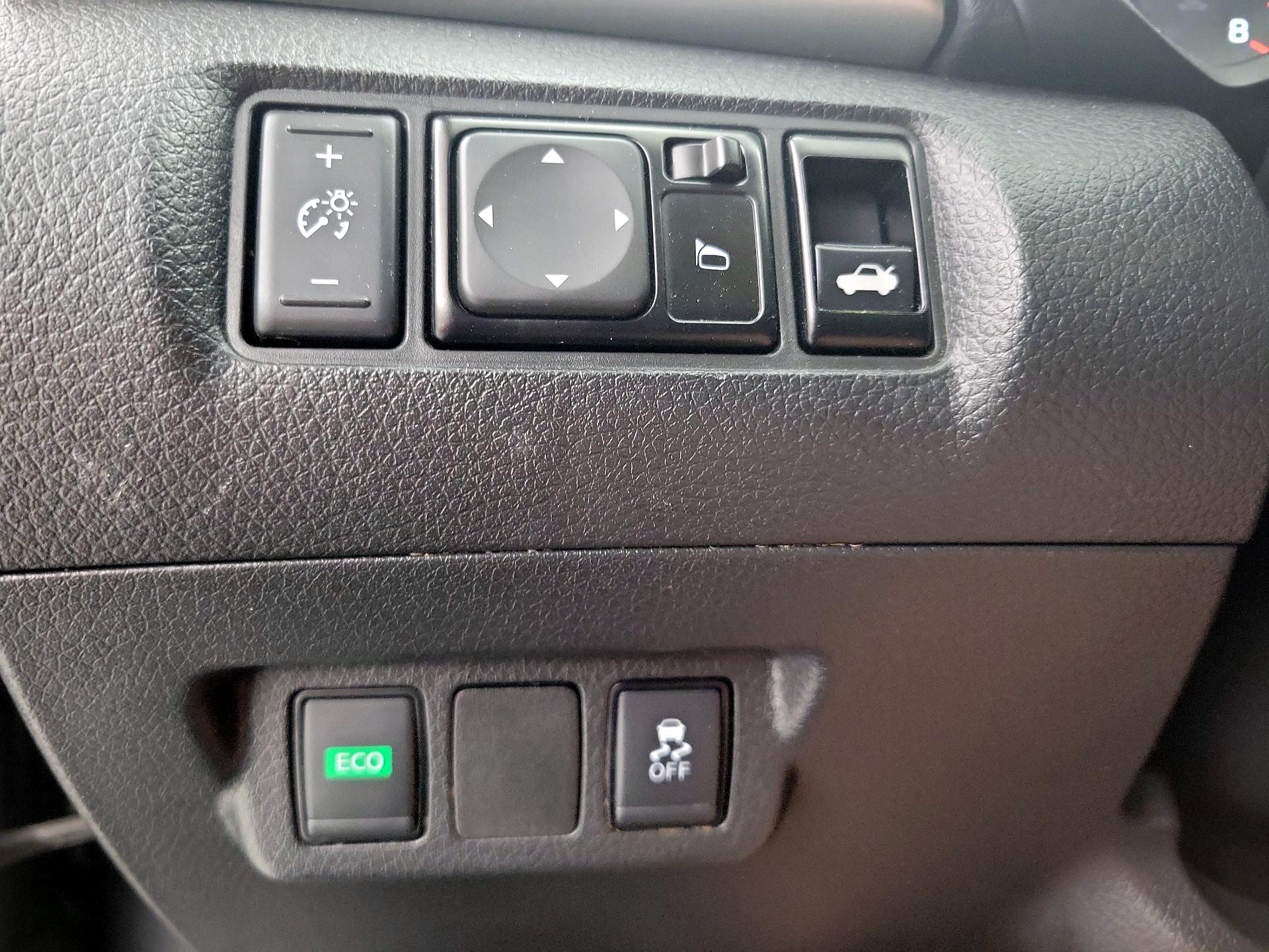 Thumbnail: 2019 Nissan Sentra - 13