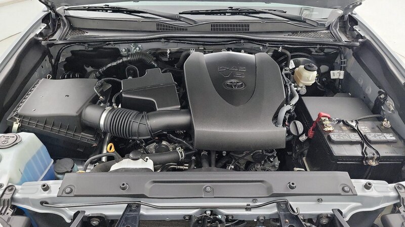 2021 Toyota Tacoma SR5 21