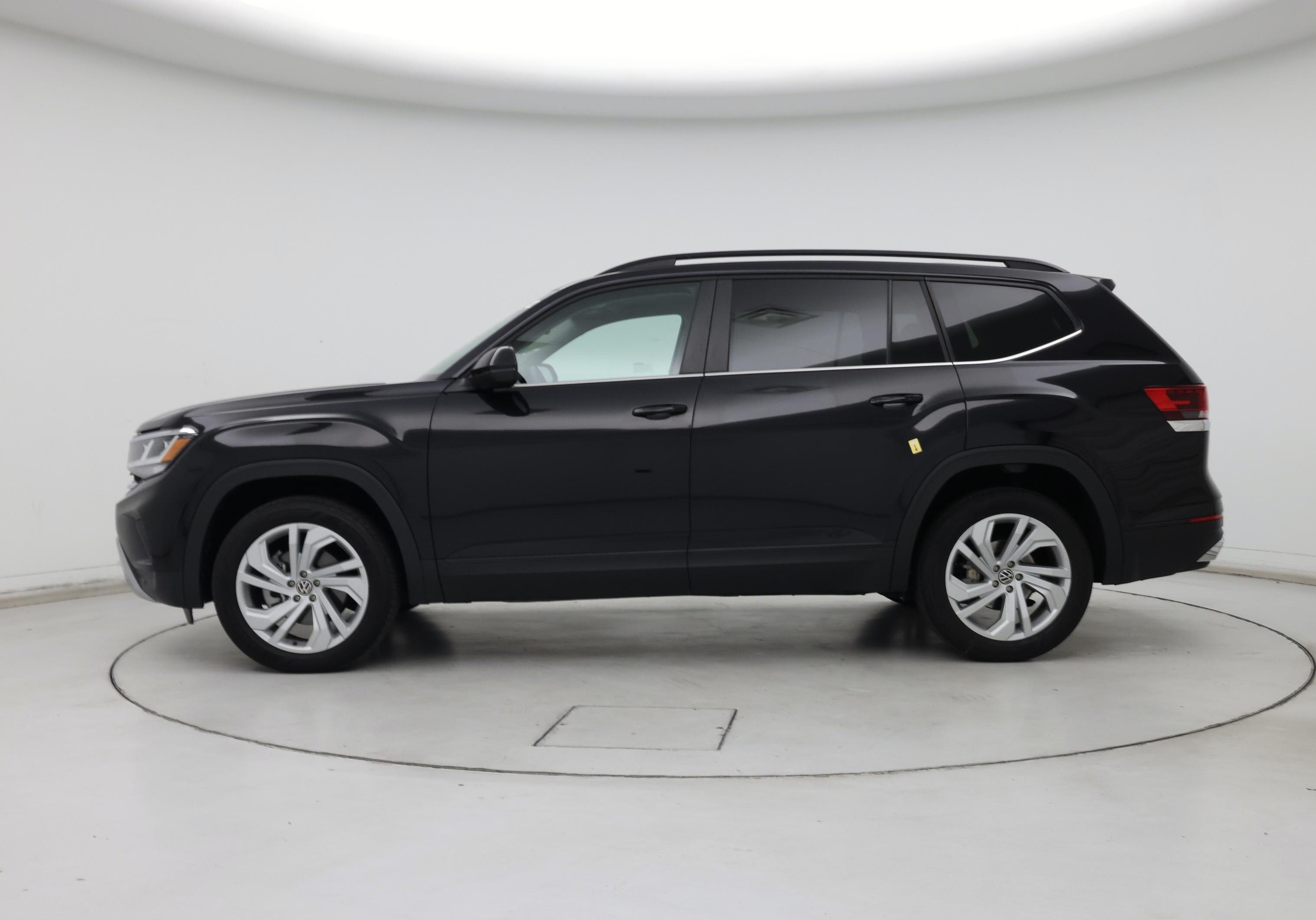 Thumbnail: 2023 Volkswagen Atlas - 3