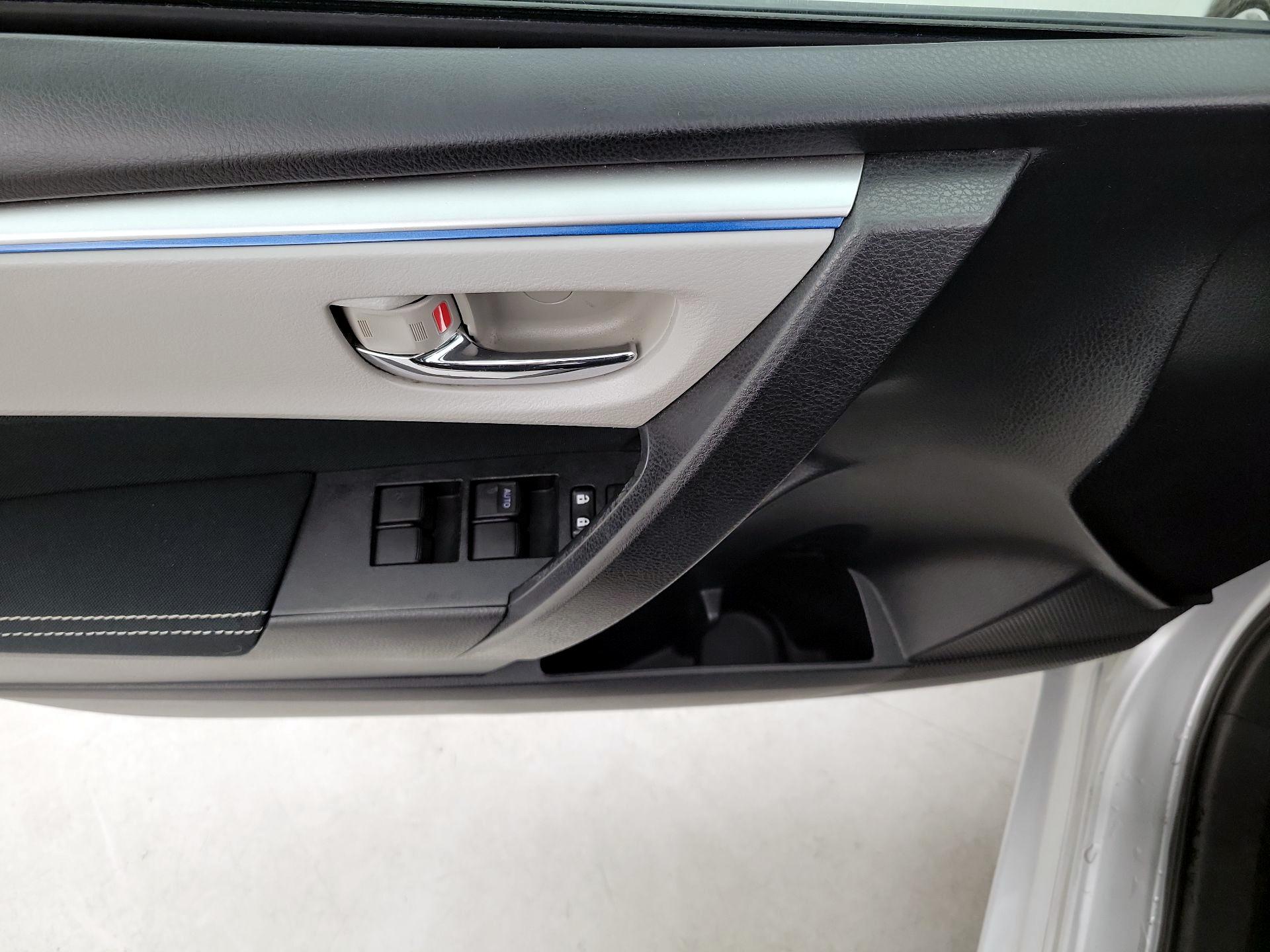 Thumbnail: 2014 Toyota Corolla - 12