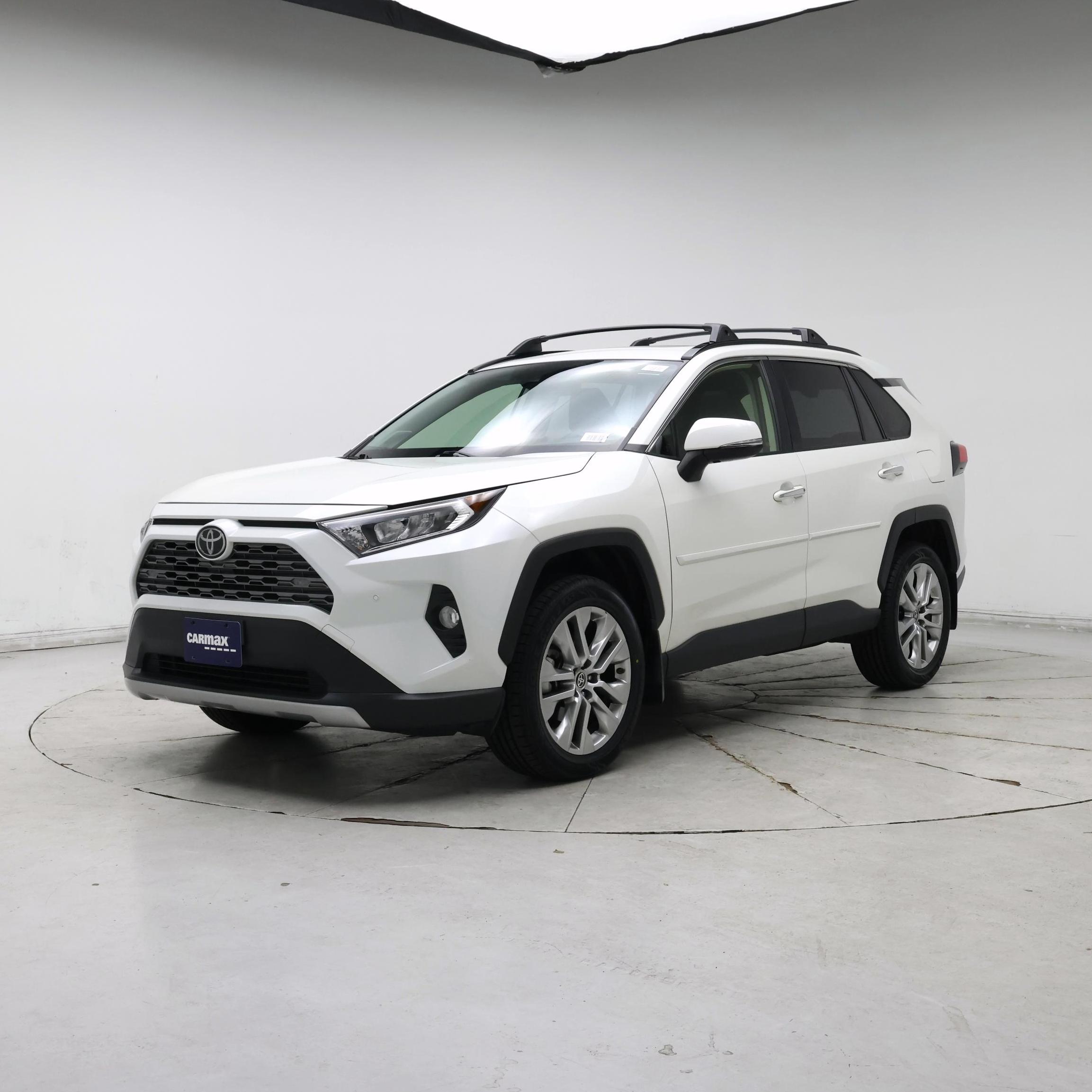 Thumbnail: 2019 Toyota RAV4 - 4