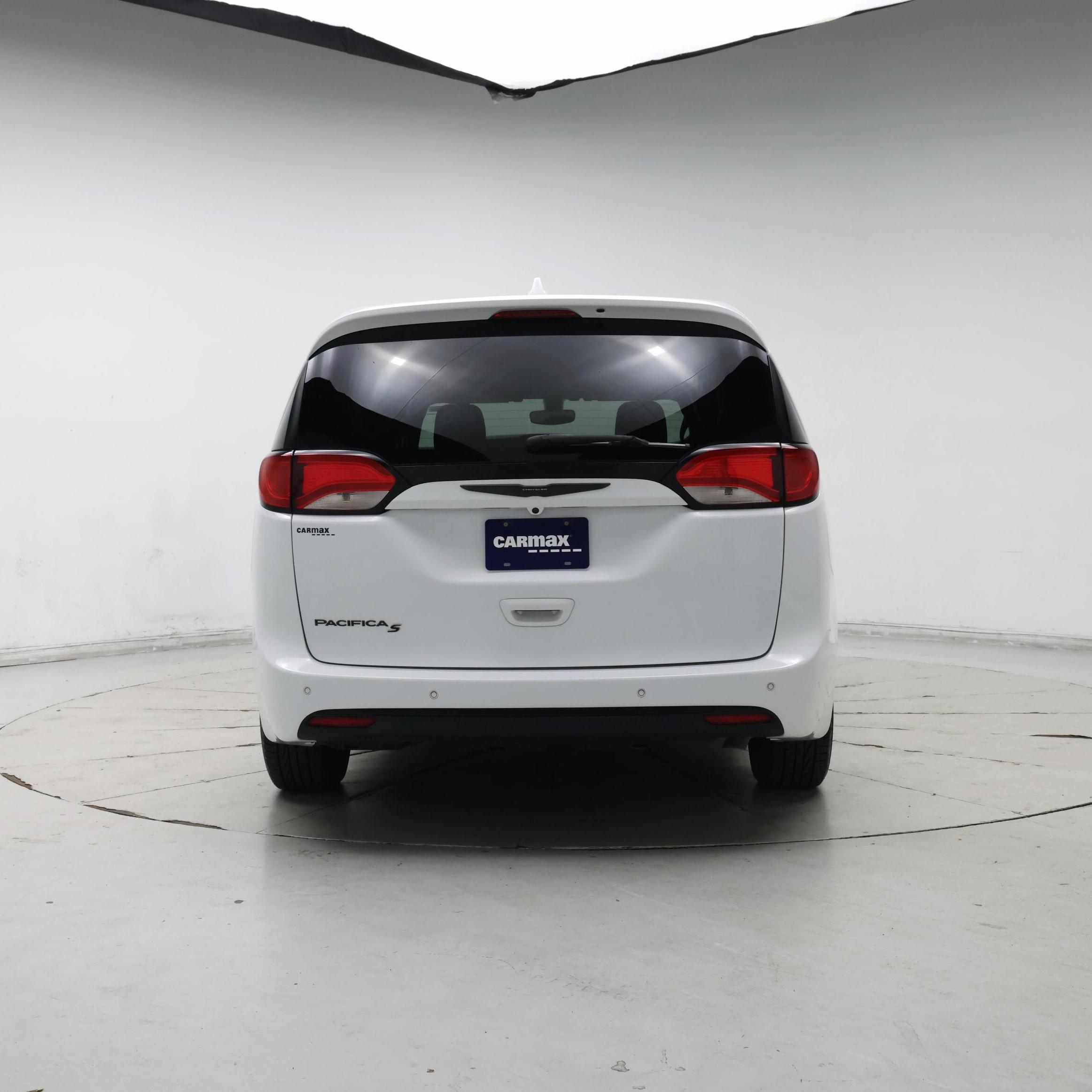 Thumbnail: 2020 Chrysler Pacifica - 6