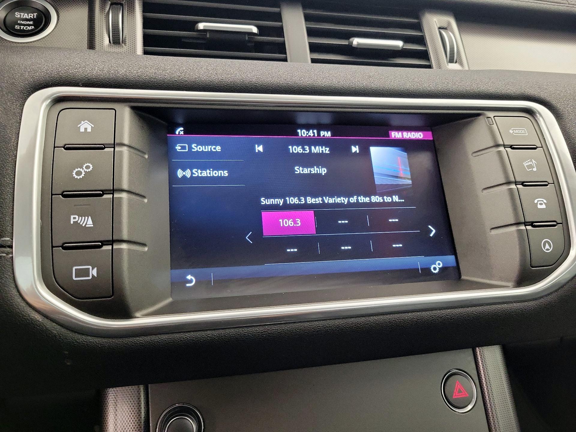 Thumbnail: 2019 Land Rover Range Rover Evoque - 16