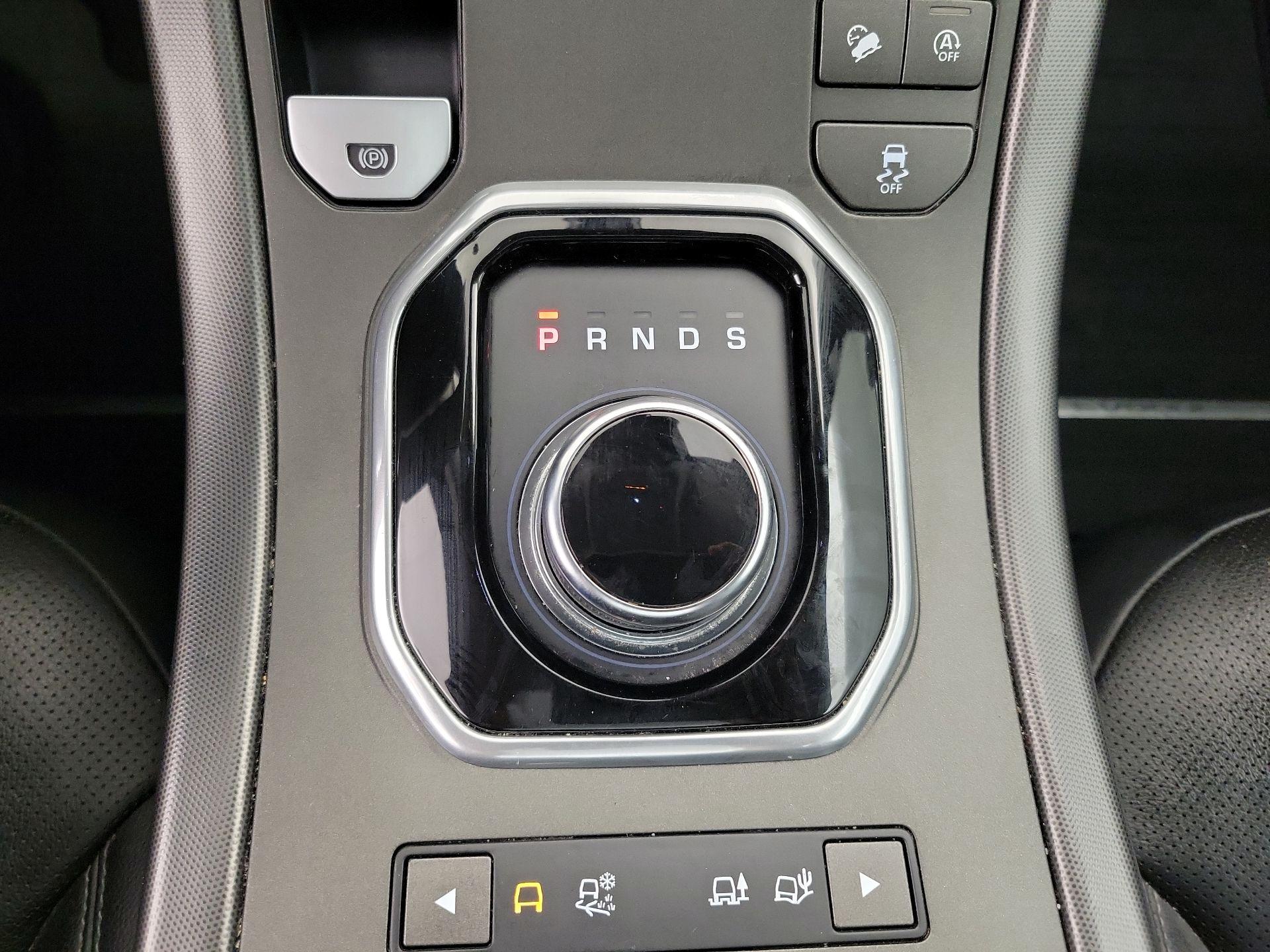 Thumbnail: 2019 Land Rover Range Rover Evoque - 18