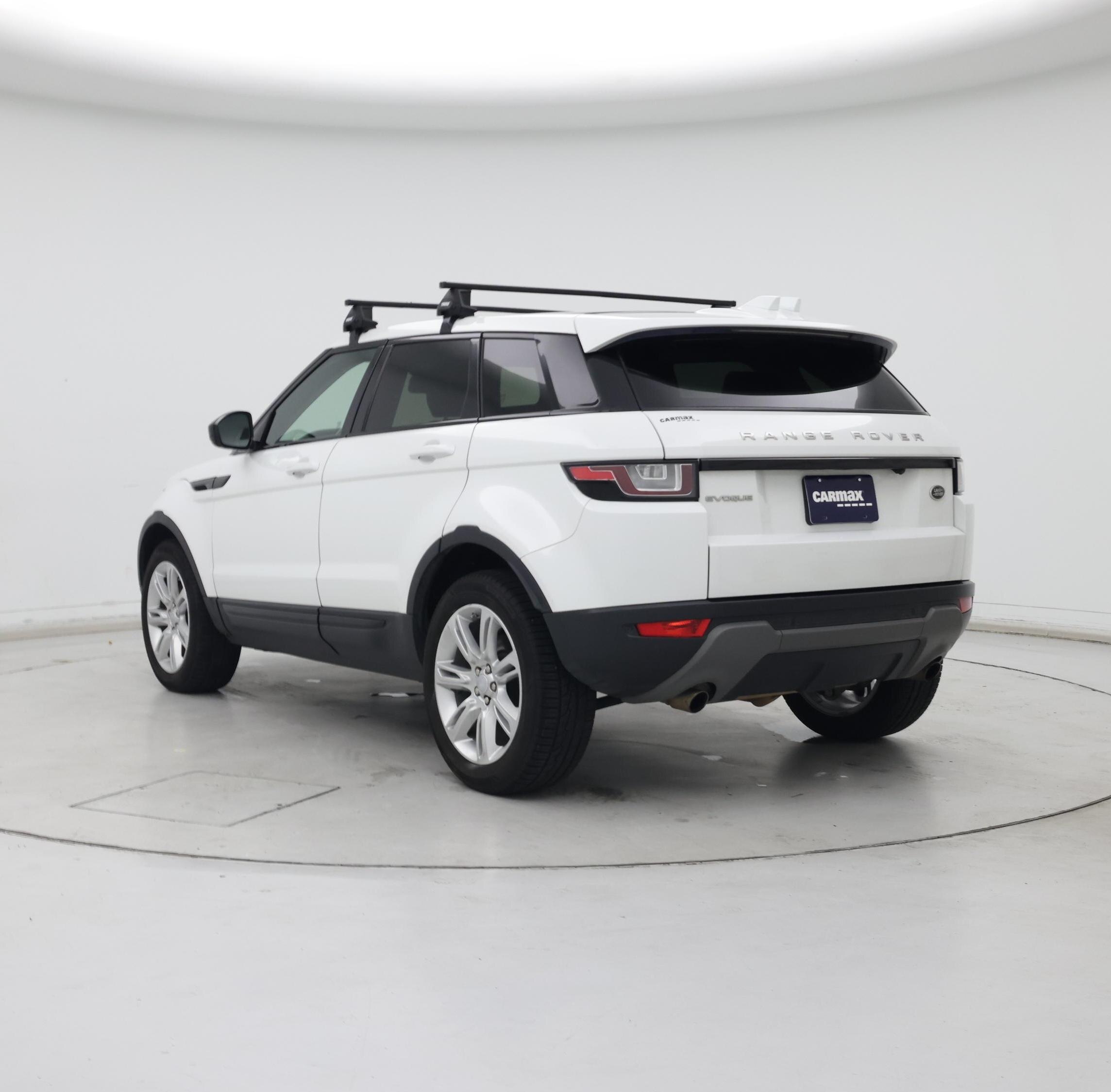 Thumbnail: 2019 Land Rover Range Rover Evoque - 2