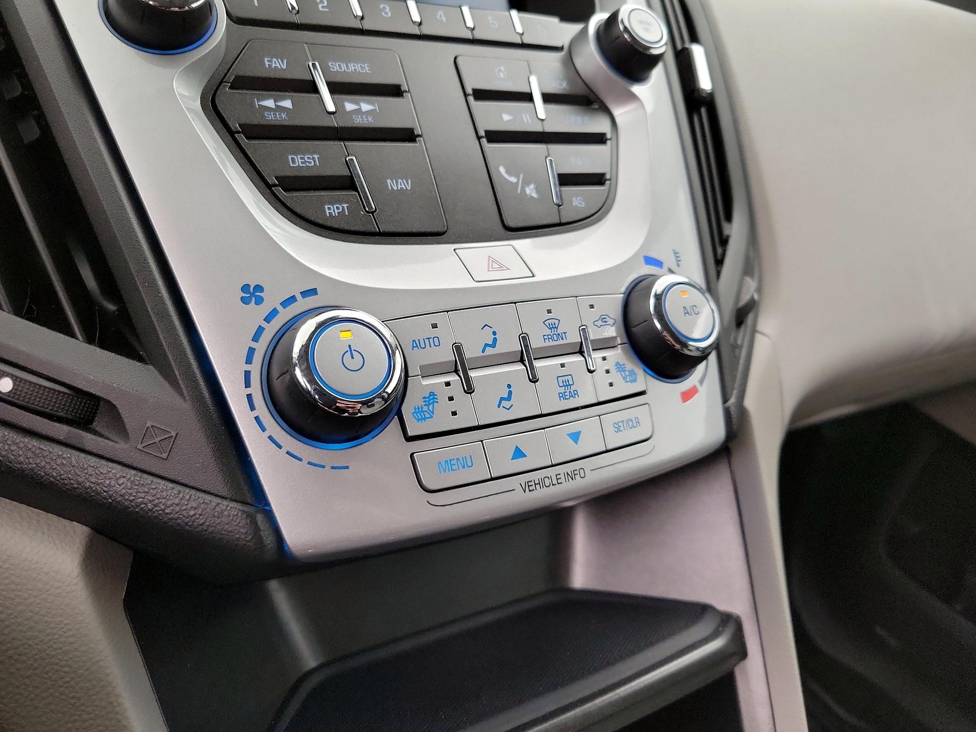 Thumbnail: 2016 Chevrolet Equinox - 14