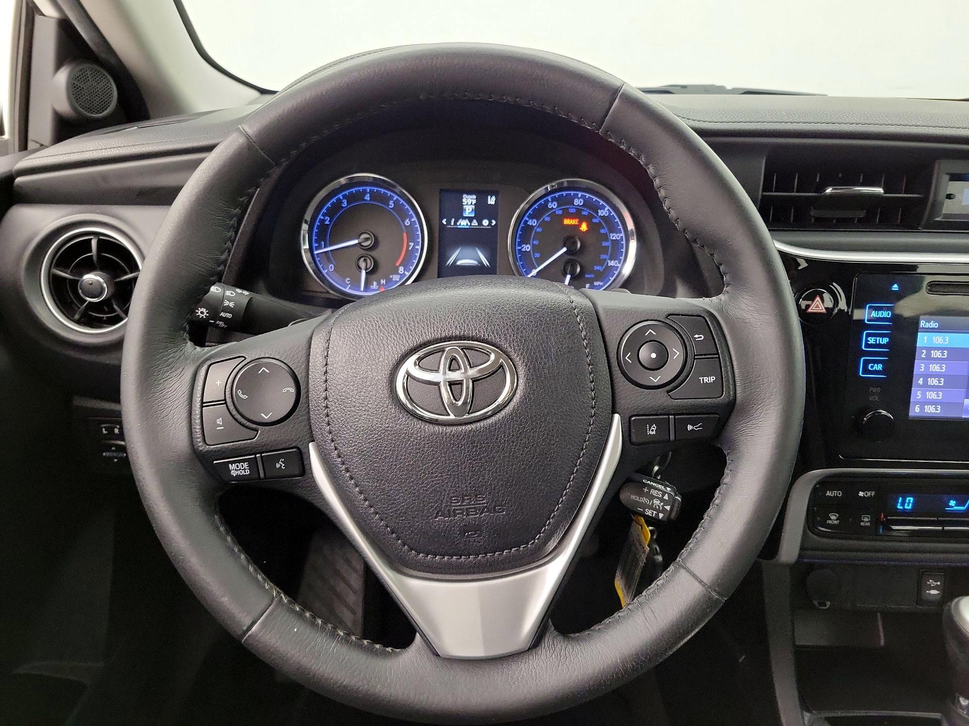 Thumbnail: 2017 Toyota Corolla - 10