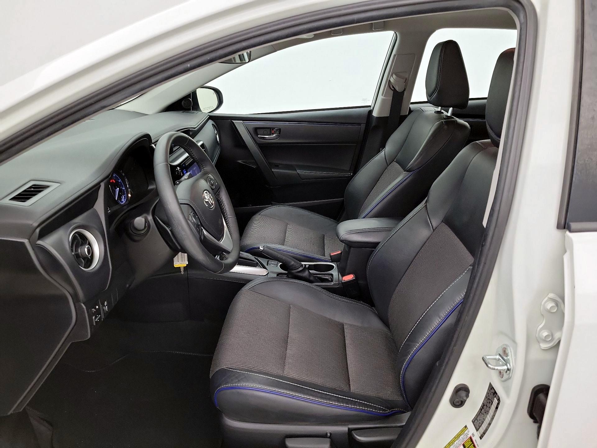 Thumbnail: 2017 Toyota Corolla - 11