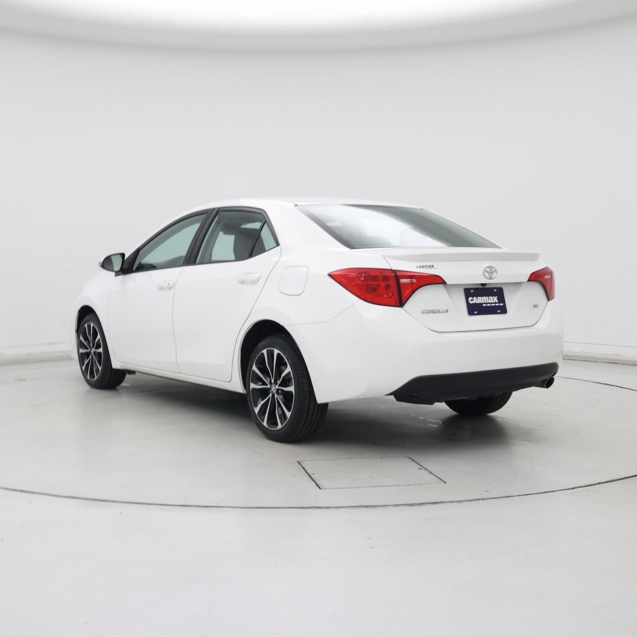 Thumbnail: 2017 Toyota Corolla - 2