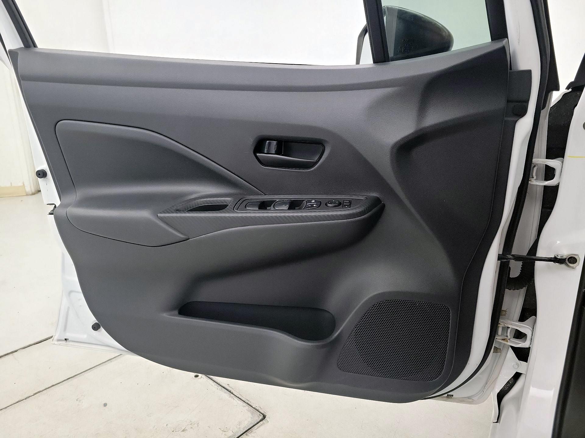 Thumbnail: 2020 Nissan Versa - 12