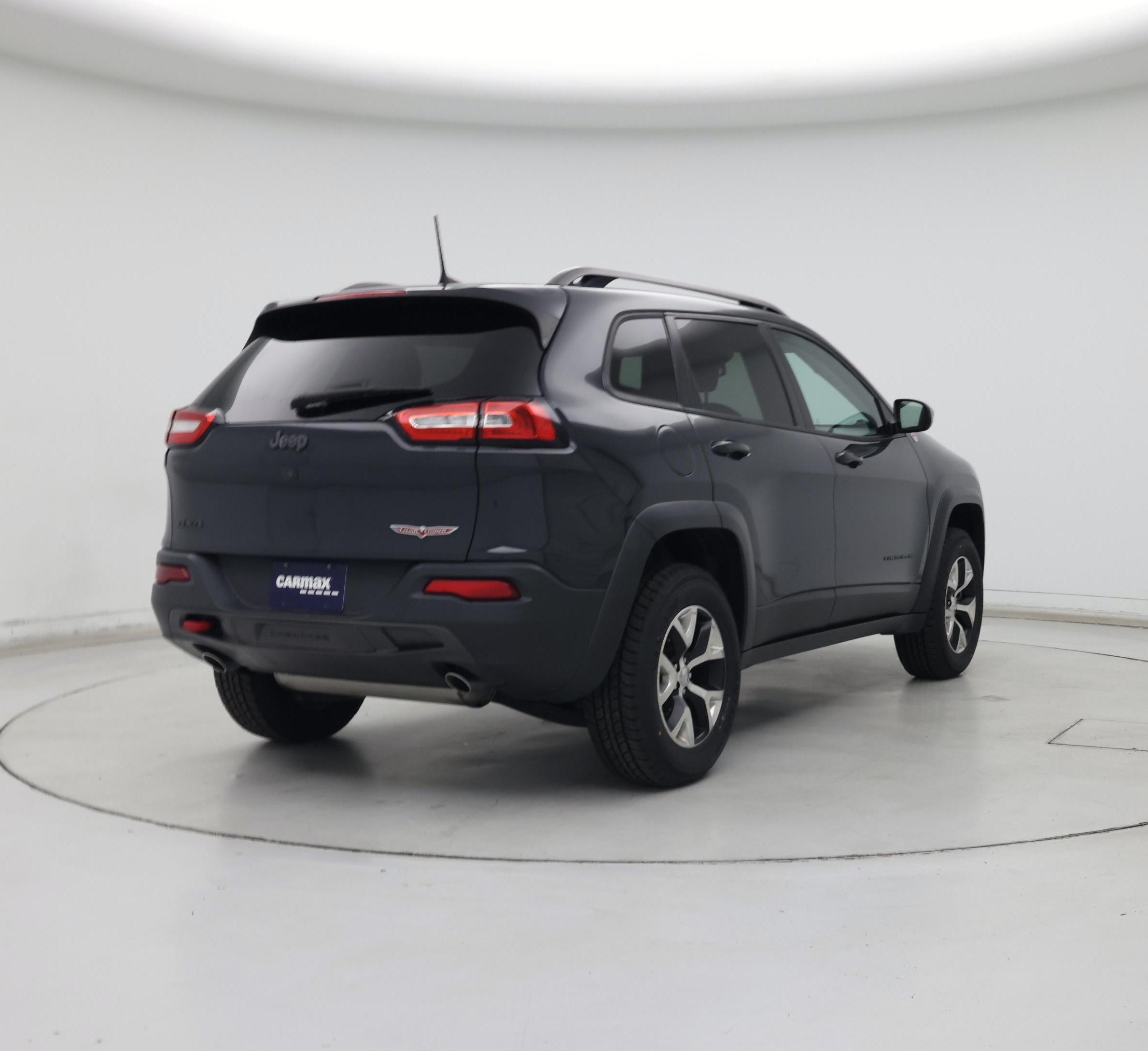 Thumbnail: 2016 Jeep Cherokee - 8