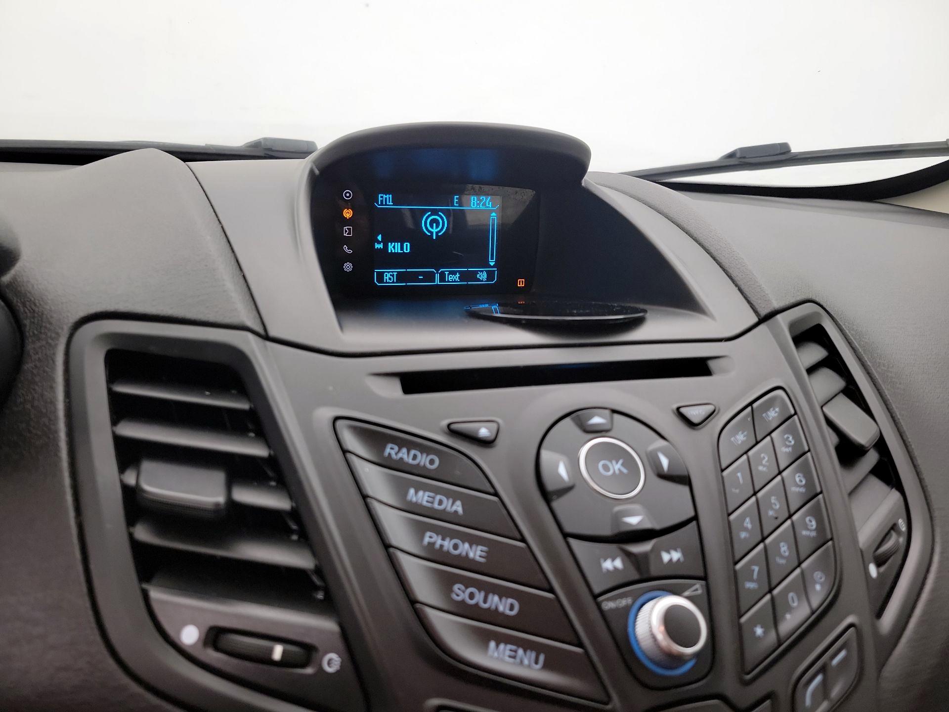 Thumbnail: 2016 Ford Fiesta - 14