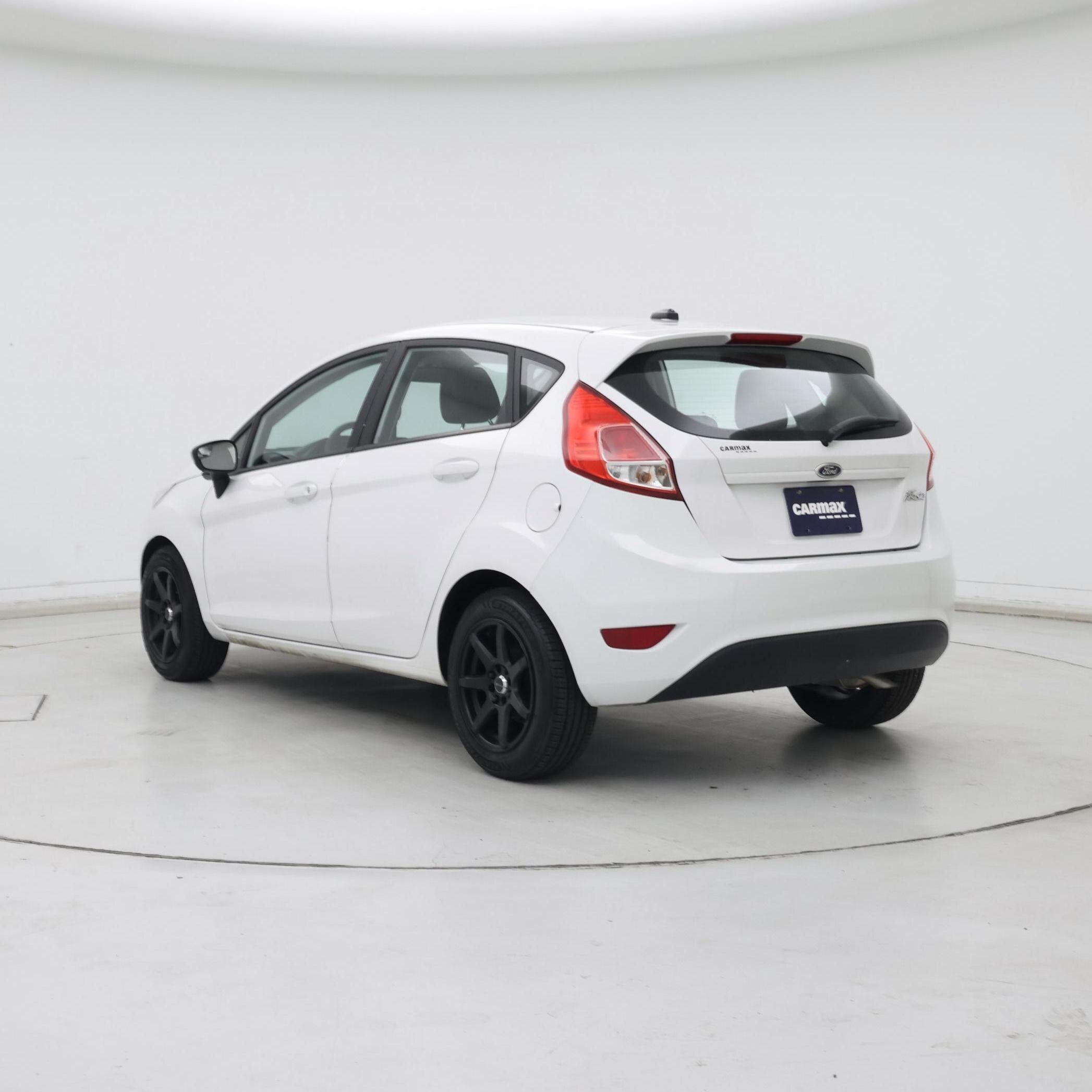 Thumbnail: 2016 Ford Fiesta - 2