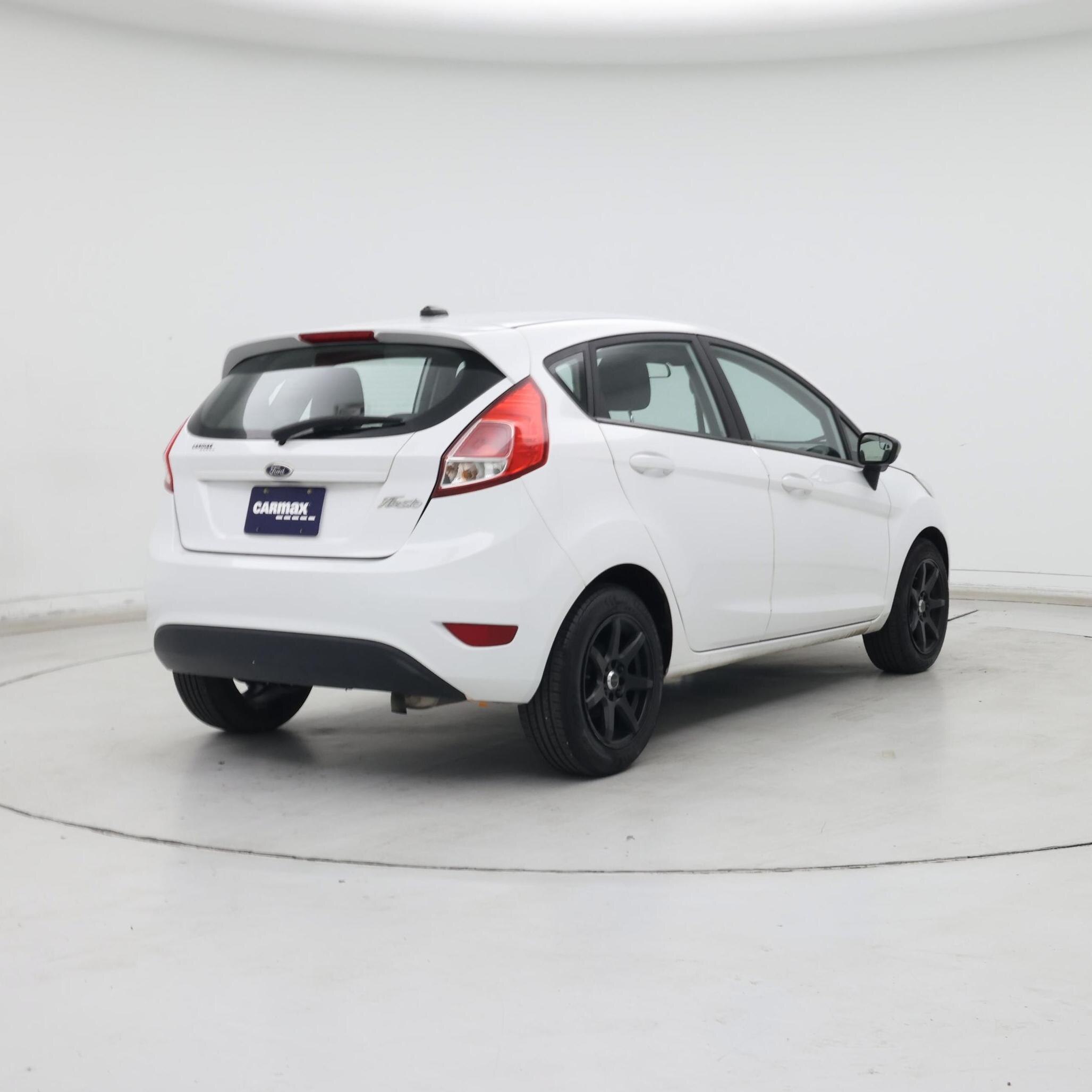 Thumbnail: 2016 Ford Fiesta - 8
