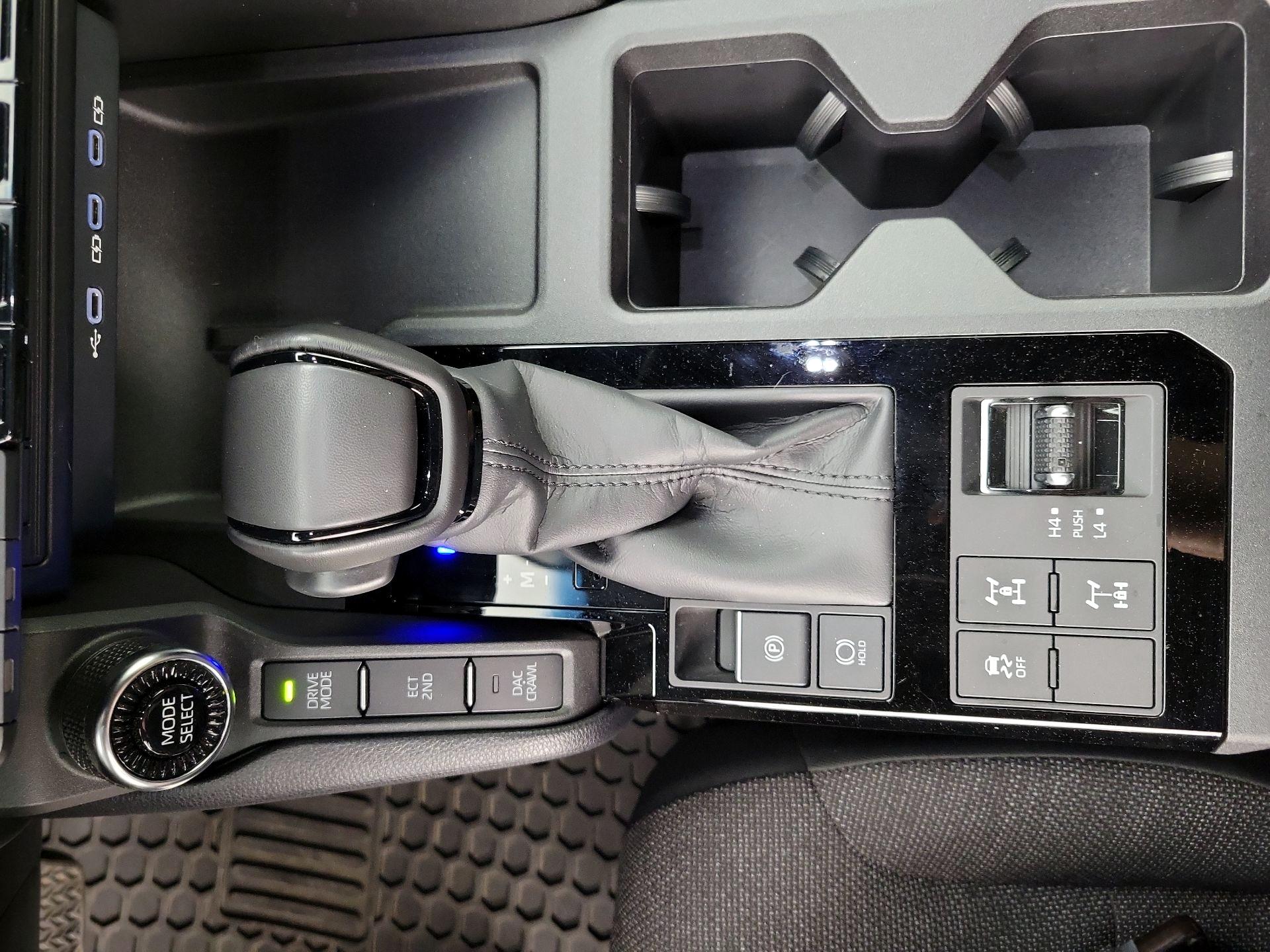 Thumbnail: 2024 Toyota Land Cruiser - 17