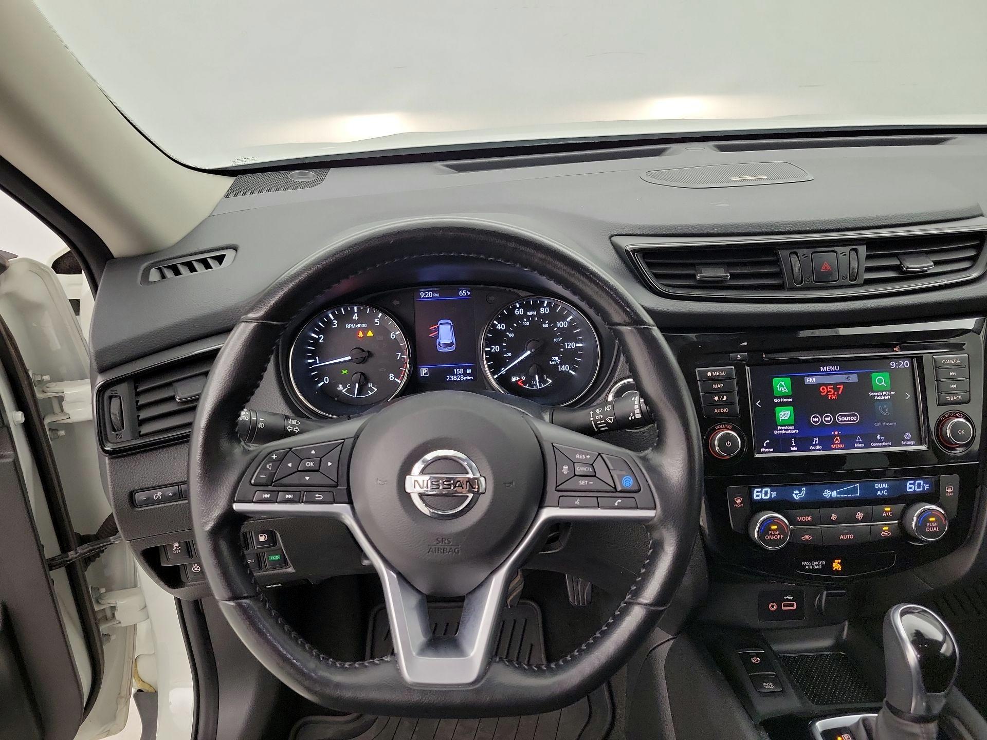 Thumbnail: 2020 Nissan Rogue - 10
