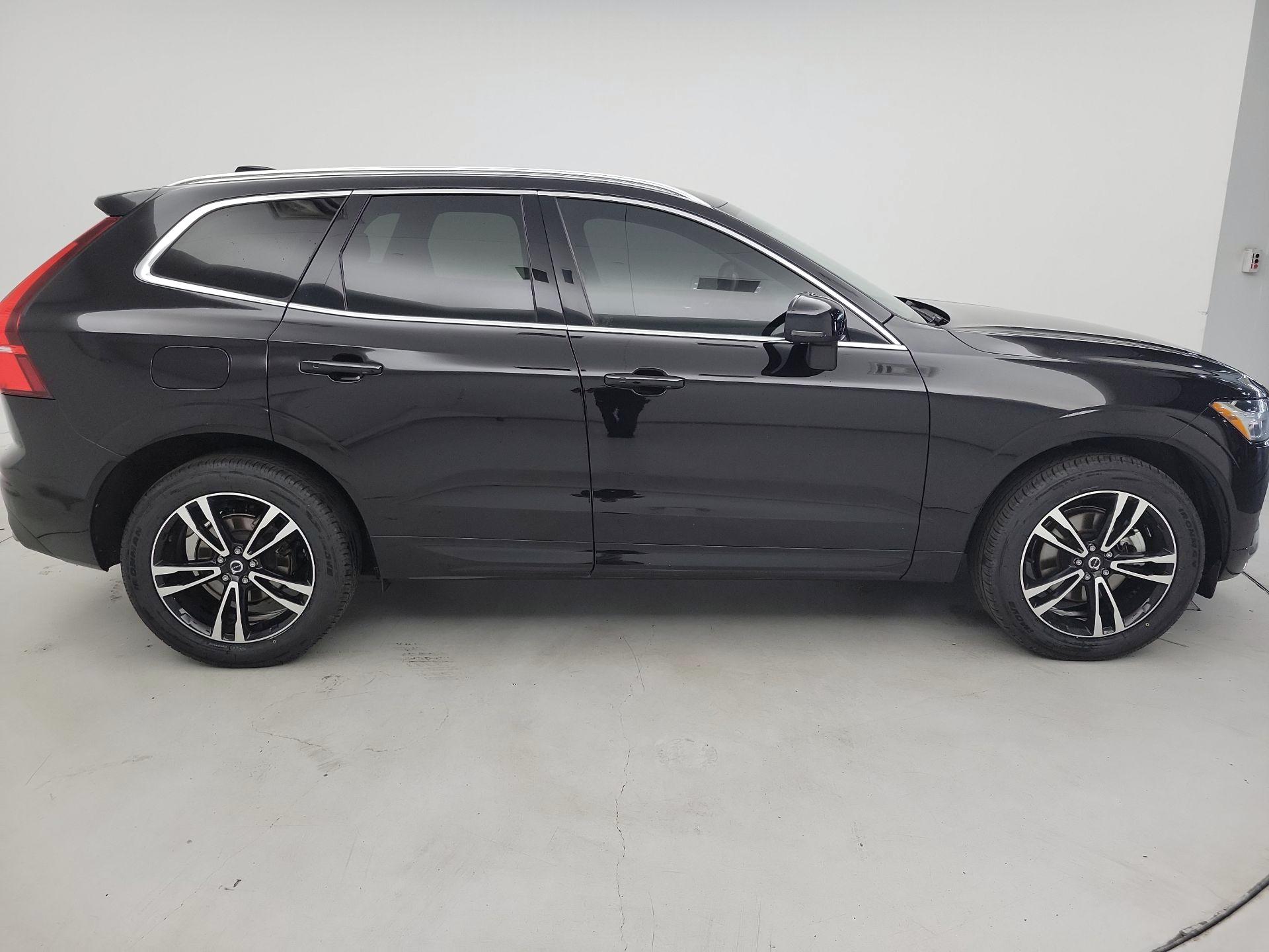 Thumbnail: 2021 Volvo XC60 - 4