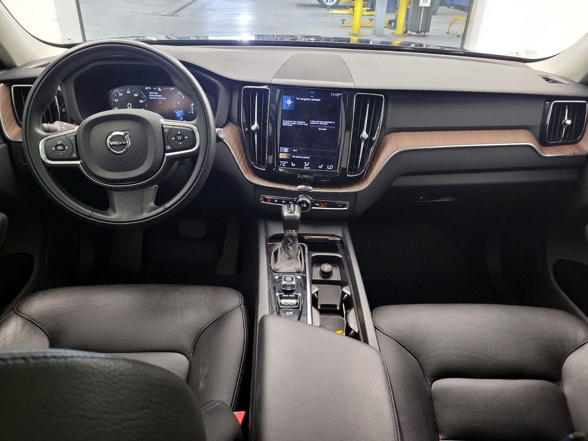 Thumbnail: 2021 Volvo XC60 - 8
