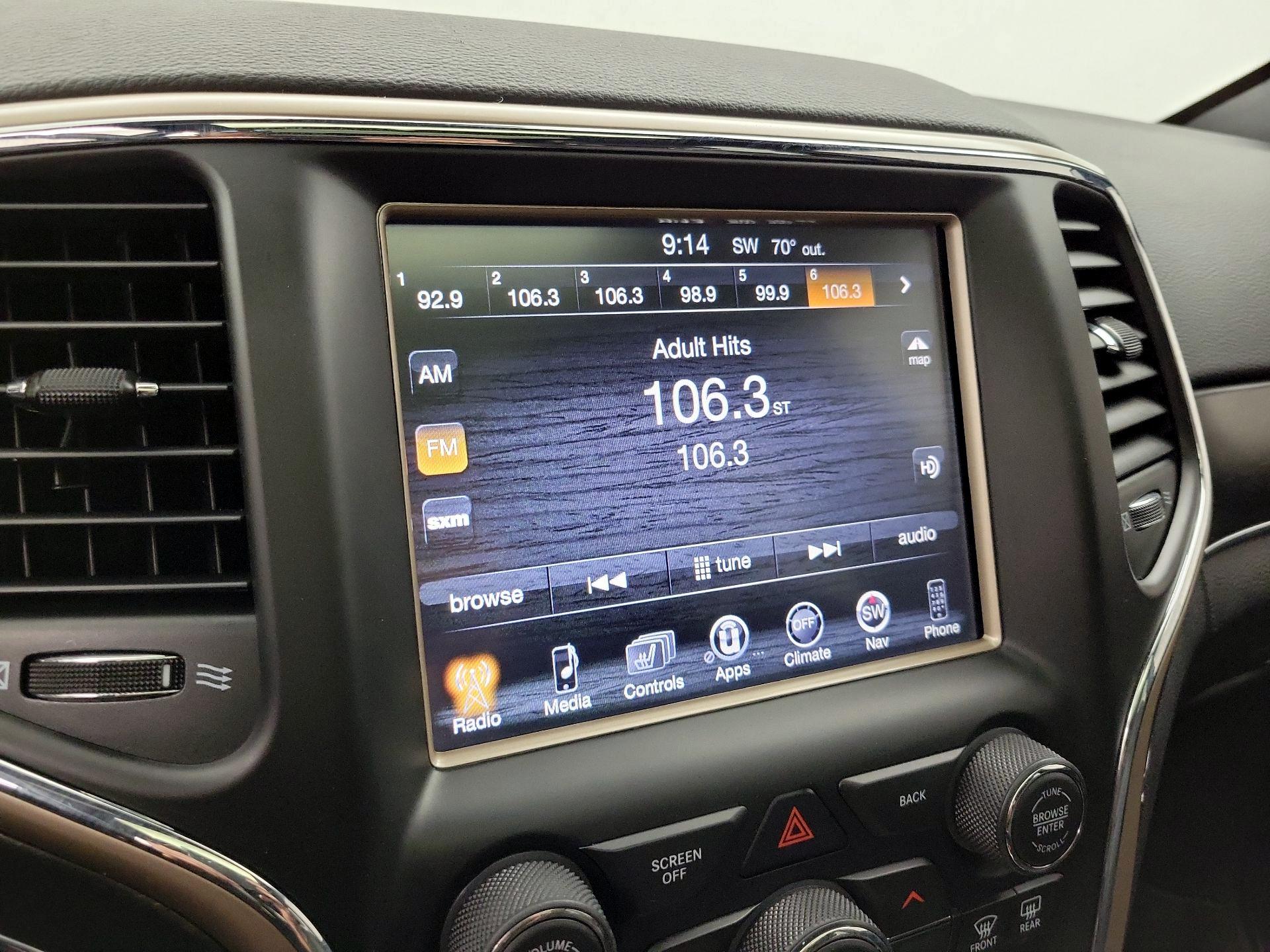 Thumbnail: 2015 Jeep Grand Cherokee - 14