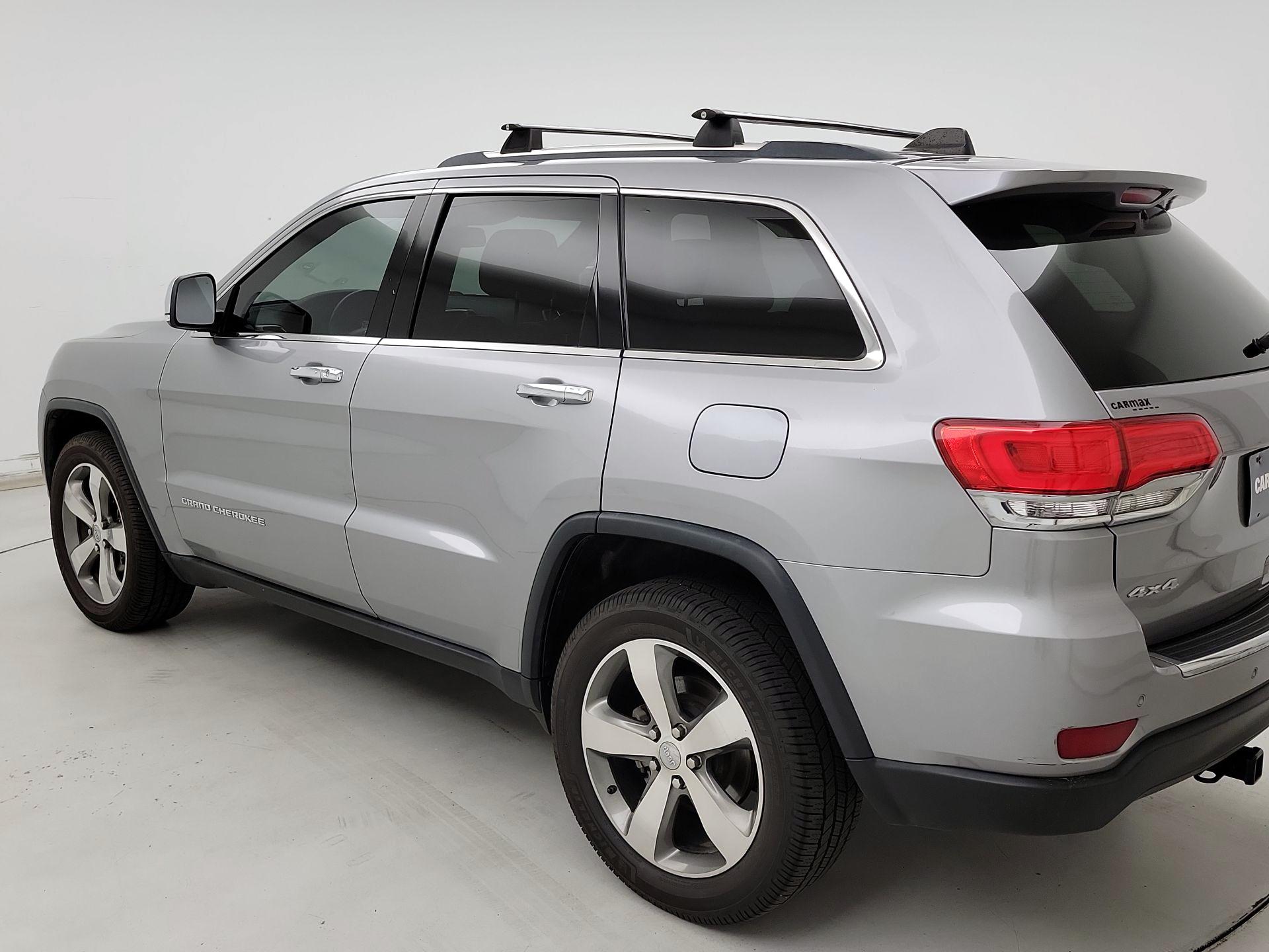 Thumbnail: 2015 Jeep Grand Cherokee - 7